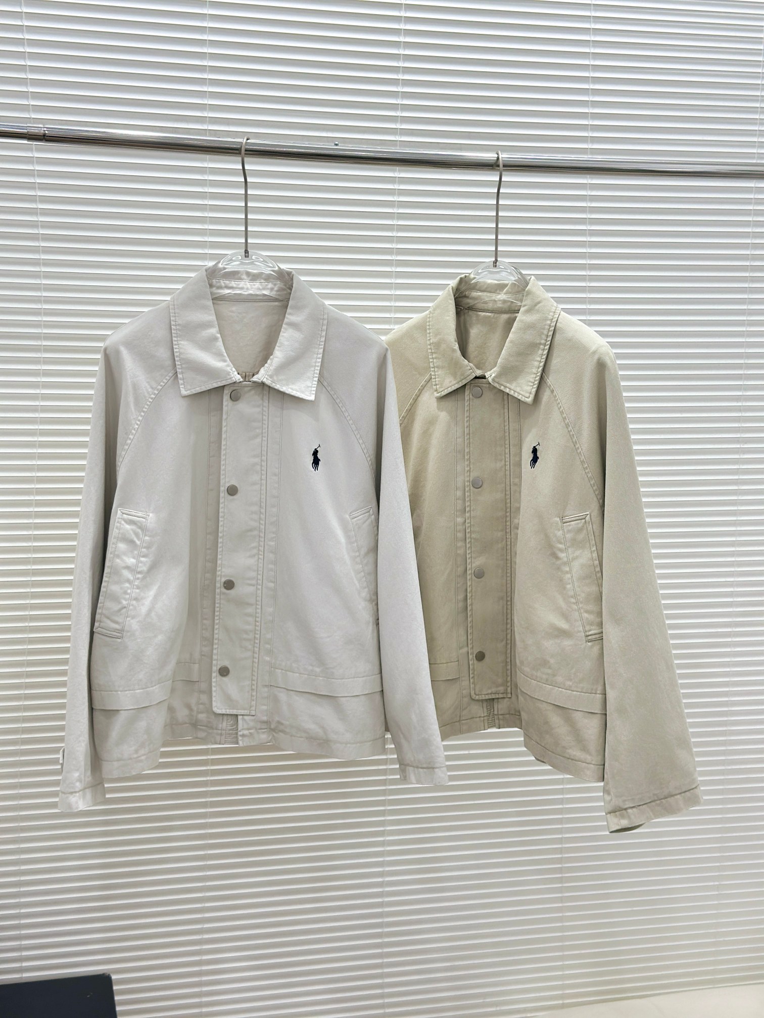 NO:482727,Ralph Lauren 25 autumn and winter new style pony embroidered cotton jacket with high quality fabric soft feel comfortable wearing Retro tones Match with exquisite tailoring SML, Loro piana, jackets & coats, alexander wang19860909Ralph Lauren 25秋冬新款 小马刺绣棉布外套 采用高品质面料 手感柔软 穿着舒适 复古的色调 搭配精致的剪裁 码数sml,,loro piana,jackets & coats,alexander wang,Women's clothing