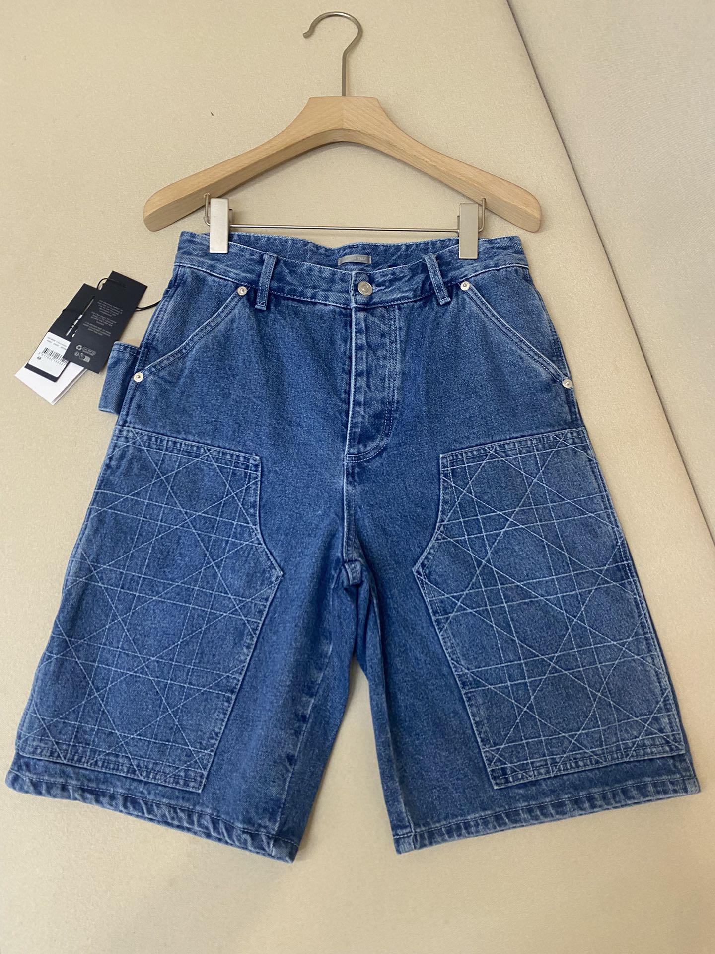 NO:148991,Shorts details, shorts, alexander wang19860909短裤 细节,,shorts,alexander wang,Men's clothing