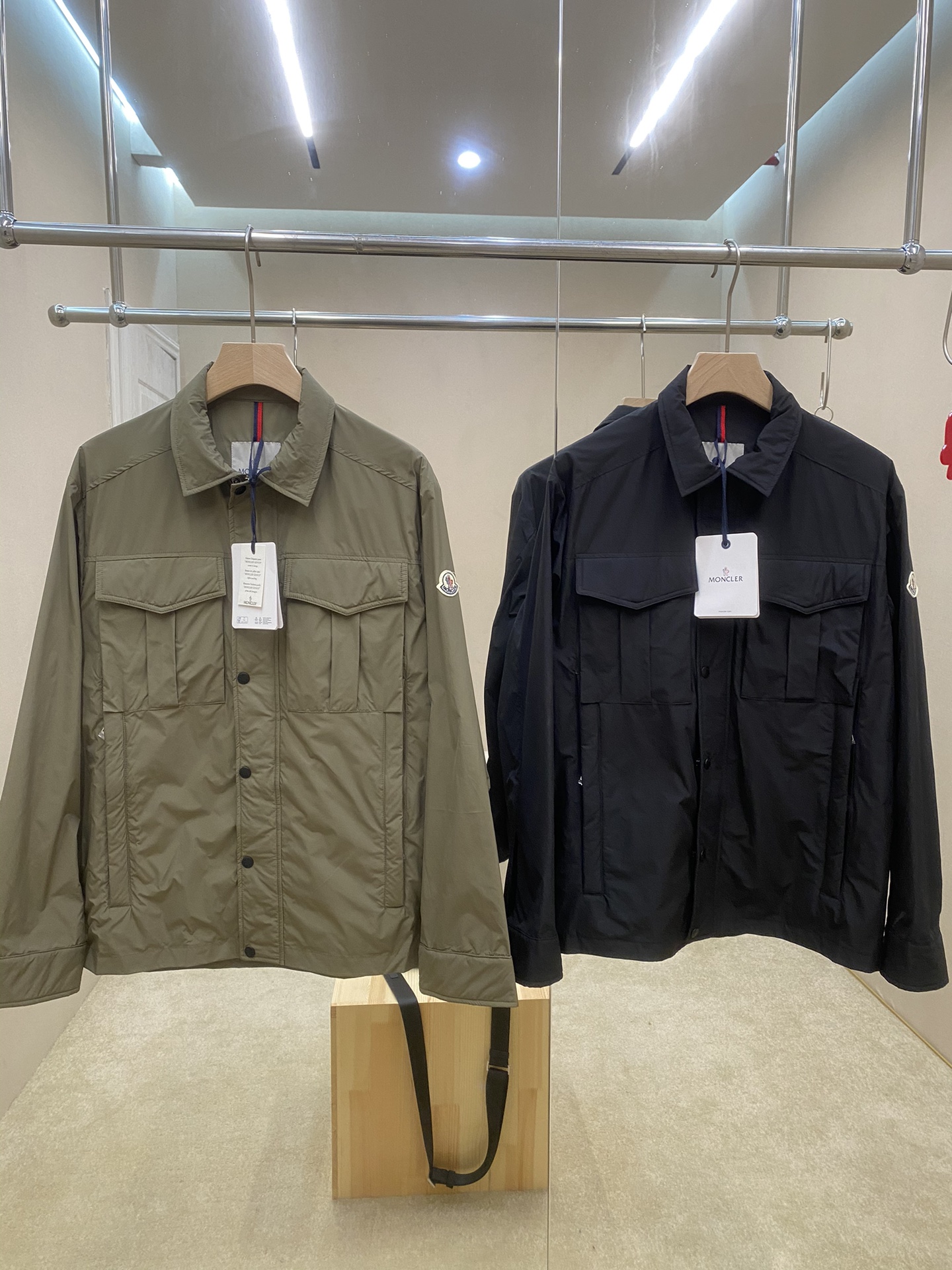 Moncler Abbigliamento Giacca & Soprabito