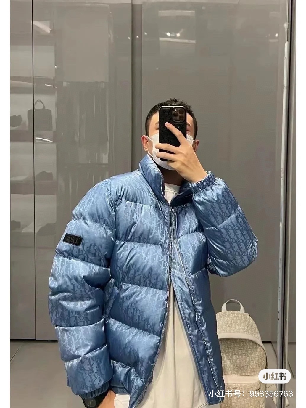 NO:571836,Mainly recommend down model upper body, down jacket, alexander wang19860909主推羽绒 模特上身,,down jacket,alexander wang,Men's clothing