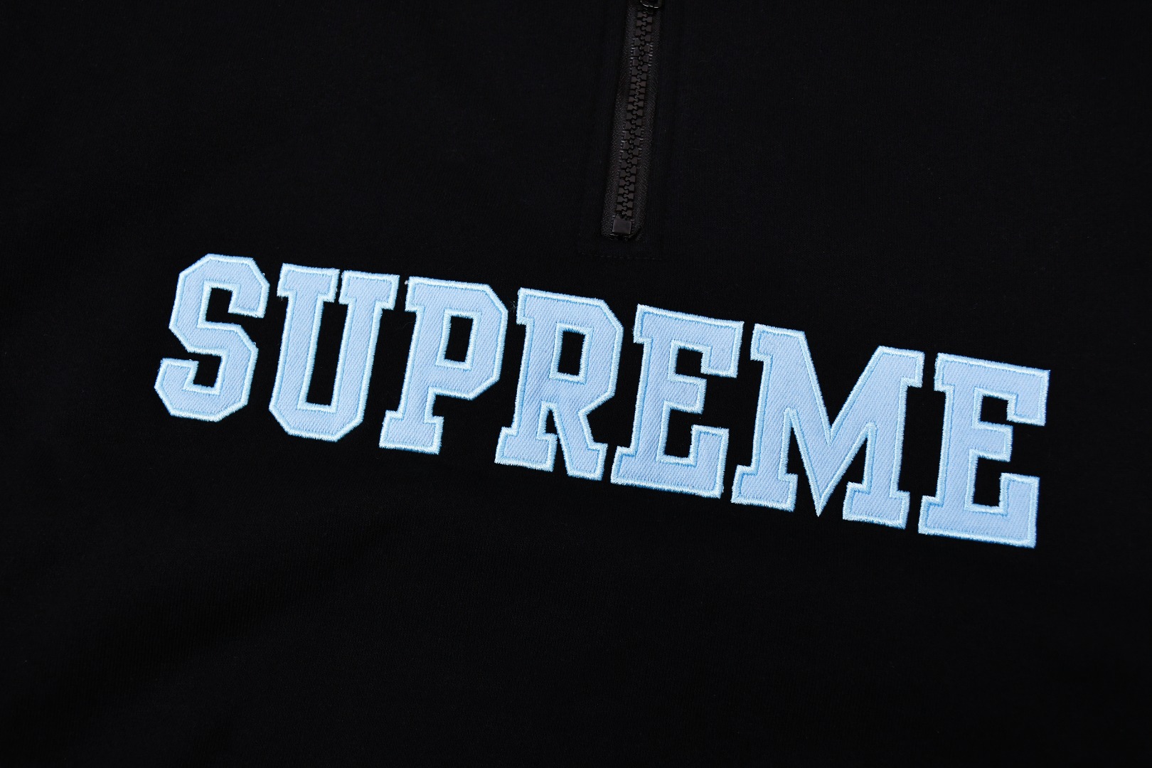 Supreme 24FW Collegiate Half Zip Pullover with Custom Embroidery and YKK Zip – BD S269 - 图片 6