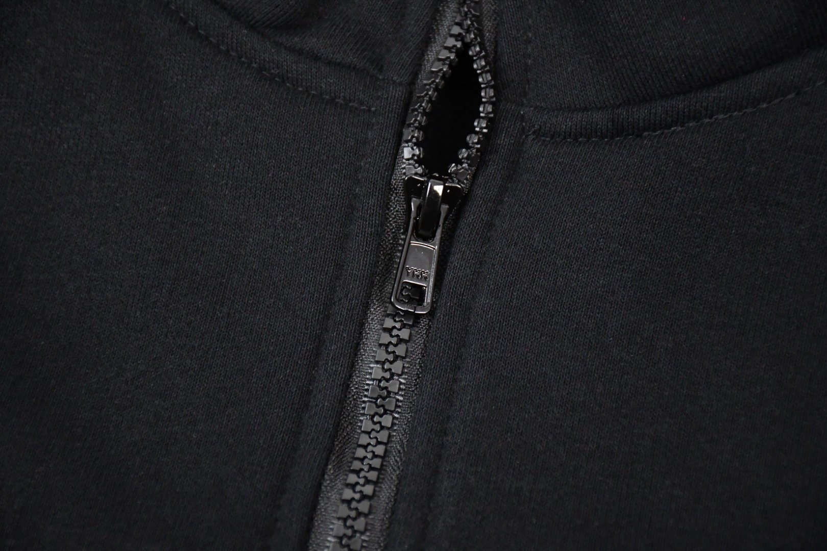 Supreme 24FW Collegiate Half Zip Pullover with Custom Embroidery and YKK Zip – BD S269 - 图片 5