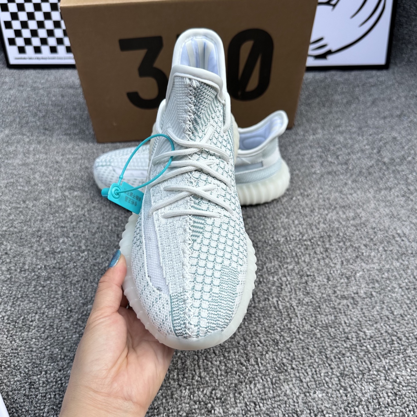 椰子350.冰蓝
Size 36-44
代发115➕毒3

👉

👉