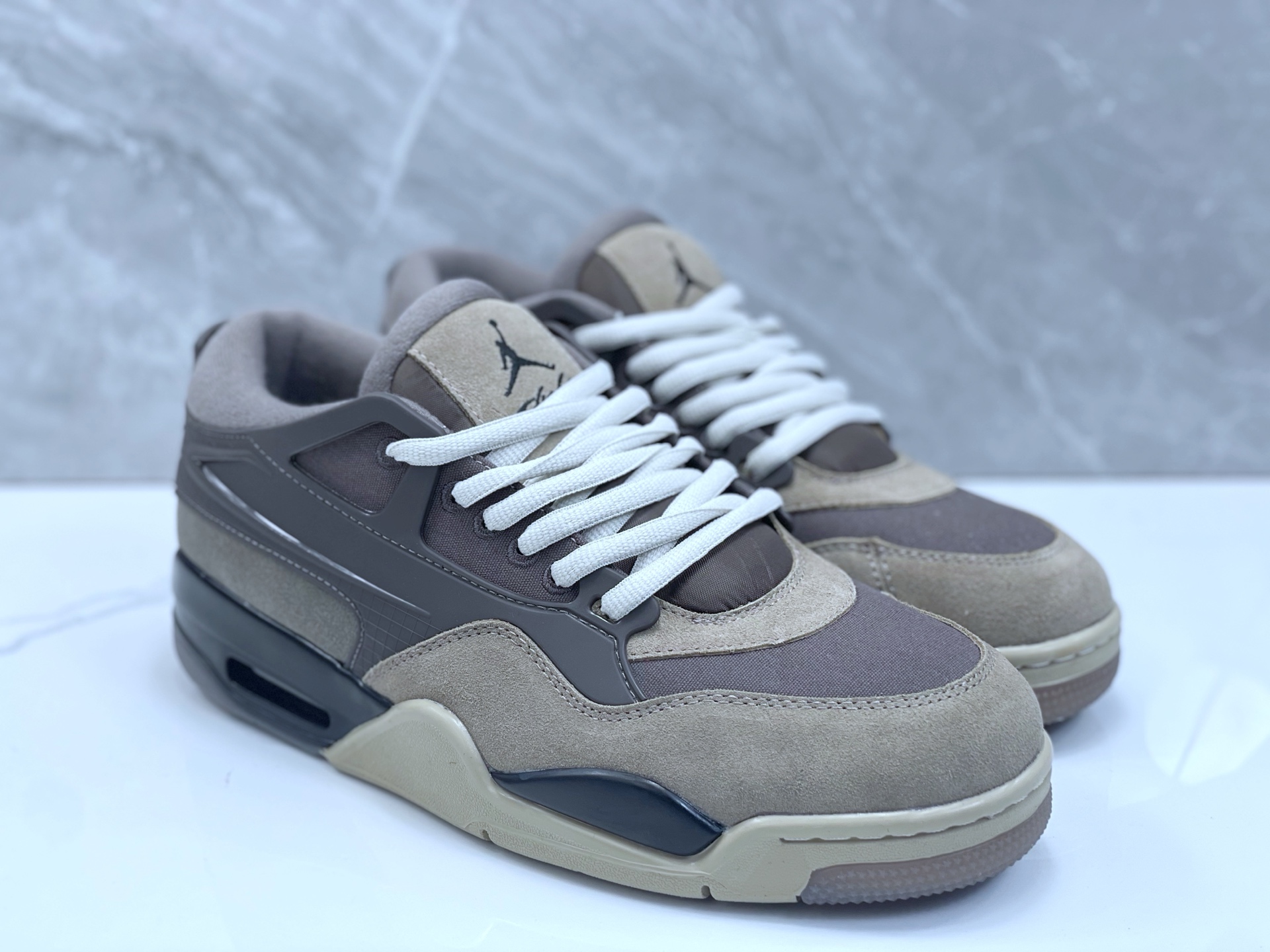 _dm99sQuxVcubx9AxdwVilfF3RLKOh-rcUw0scXQ