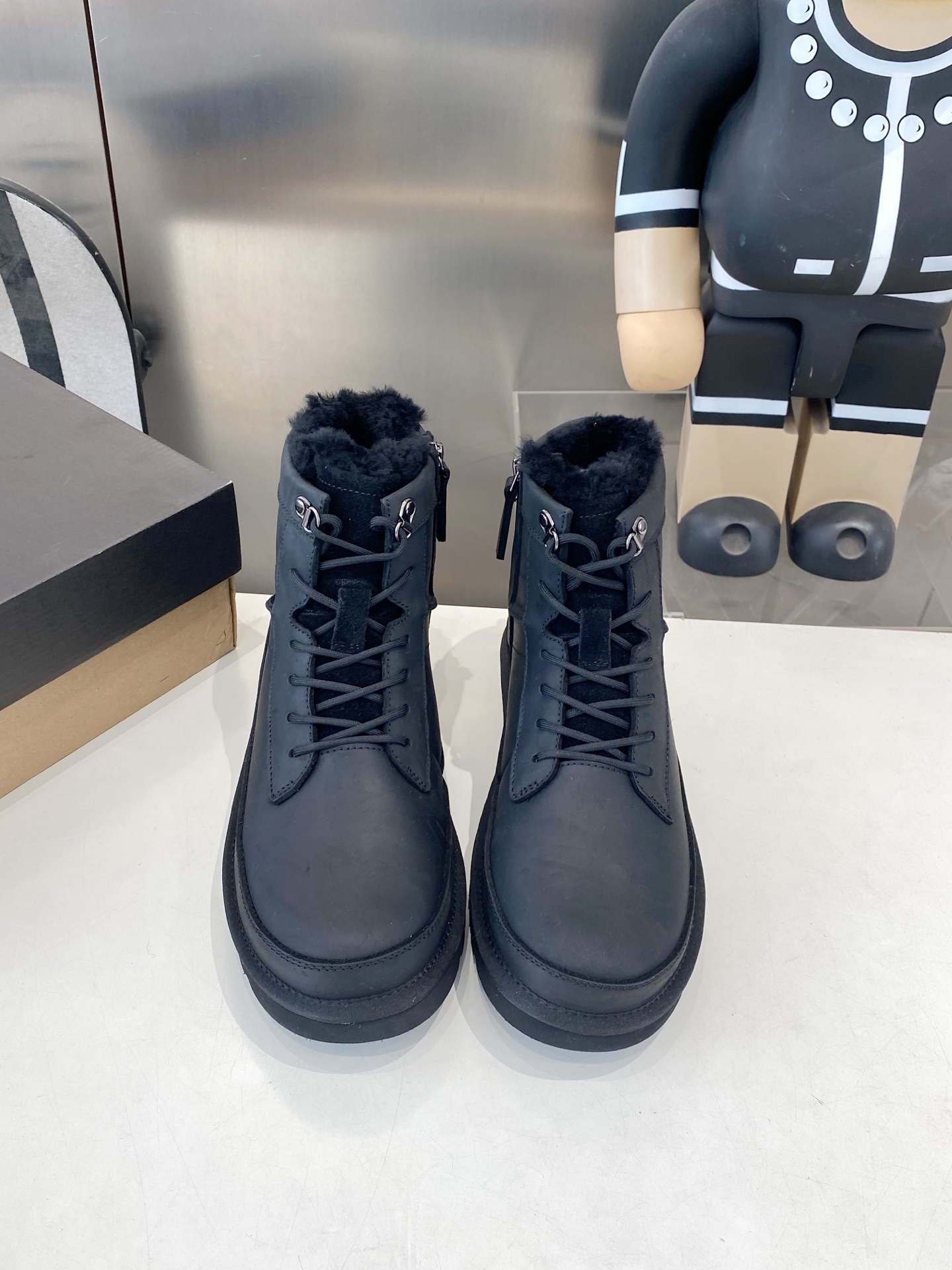 NO:615397,UGG autumn and winter men's furry shoes, men's snow boots, men's shoes, casual and comfortable flat-soled round toe fashionable casual short boots, size 39-45, snow boots, boots19860909UGG秋冬季男士毛毛鞋 男款雪地靴 男鞋休闲舒适平底圆头时尚休闲短靴 码数39-45,雪地靴,boots,Women's Shoes