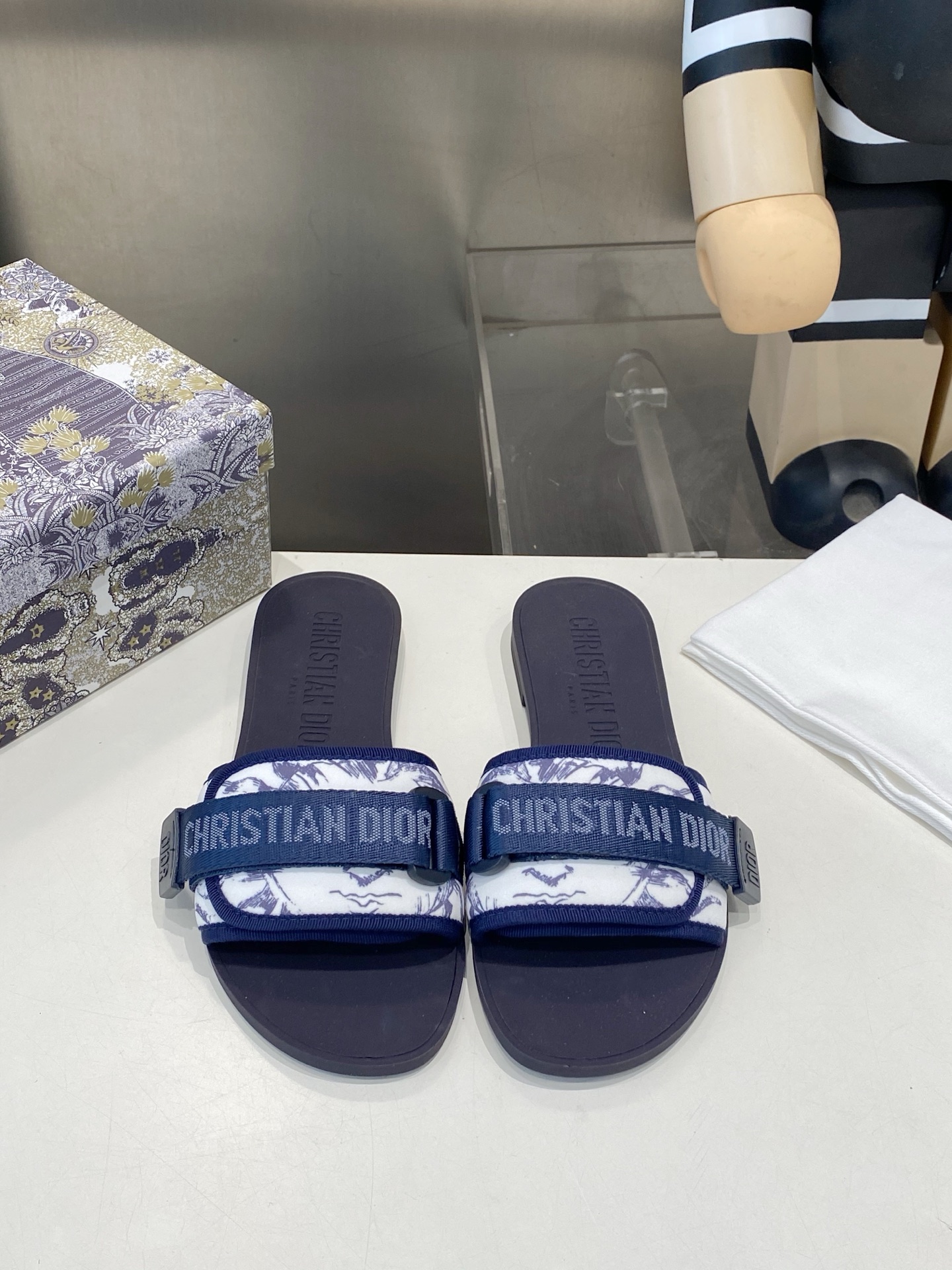 Dior Slides