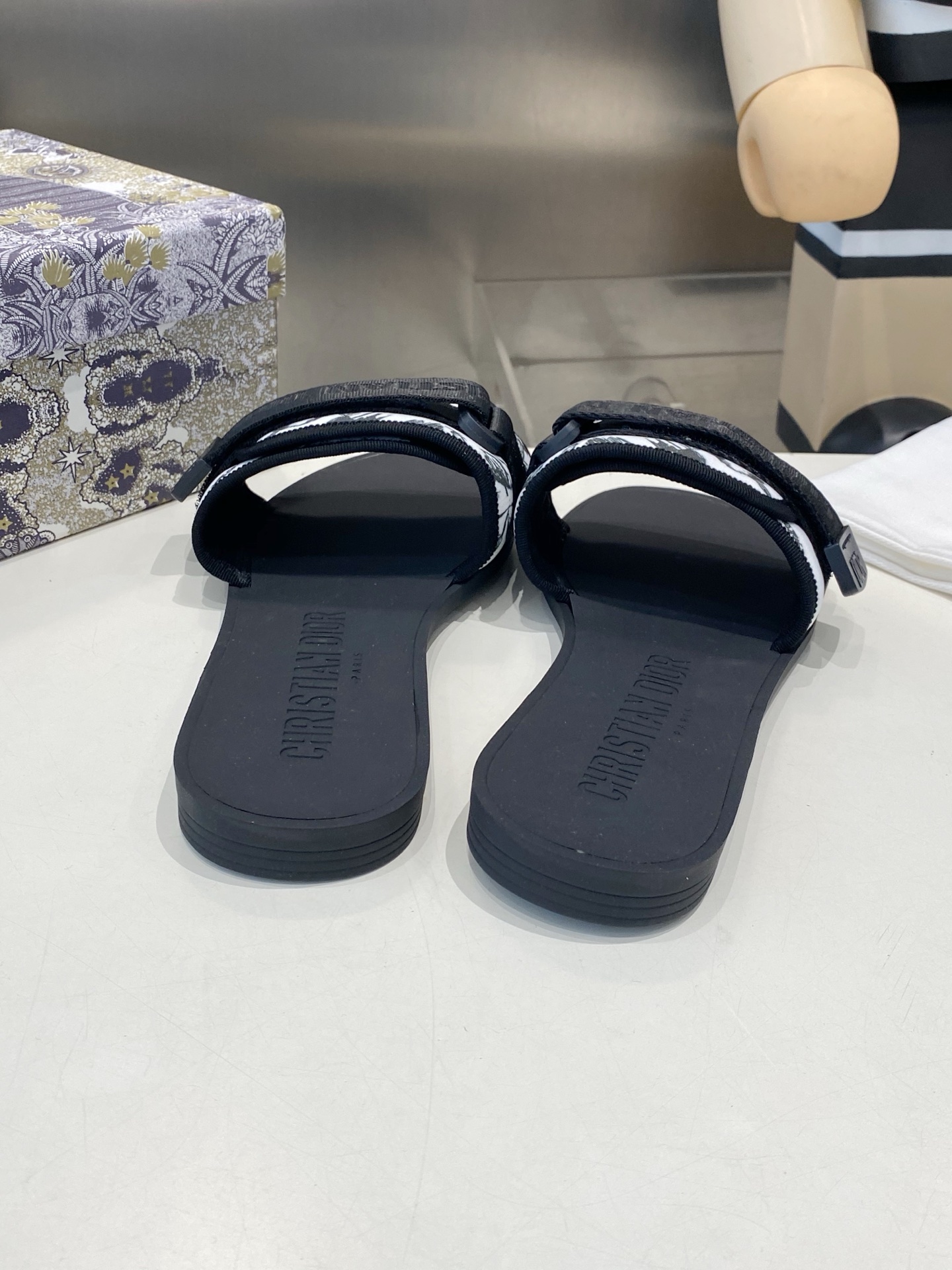 Dior Slides