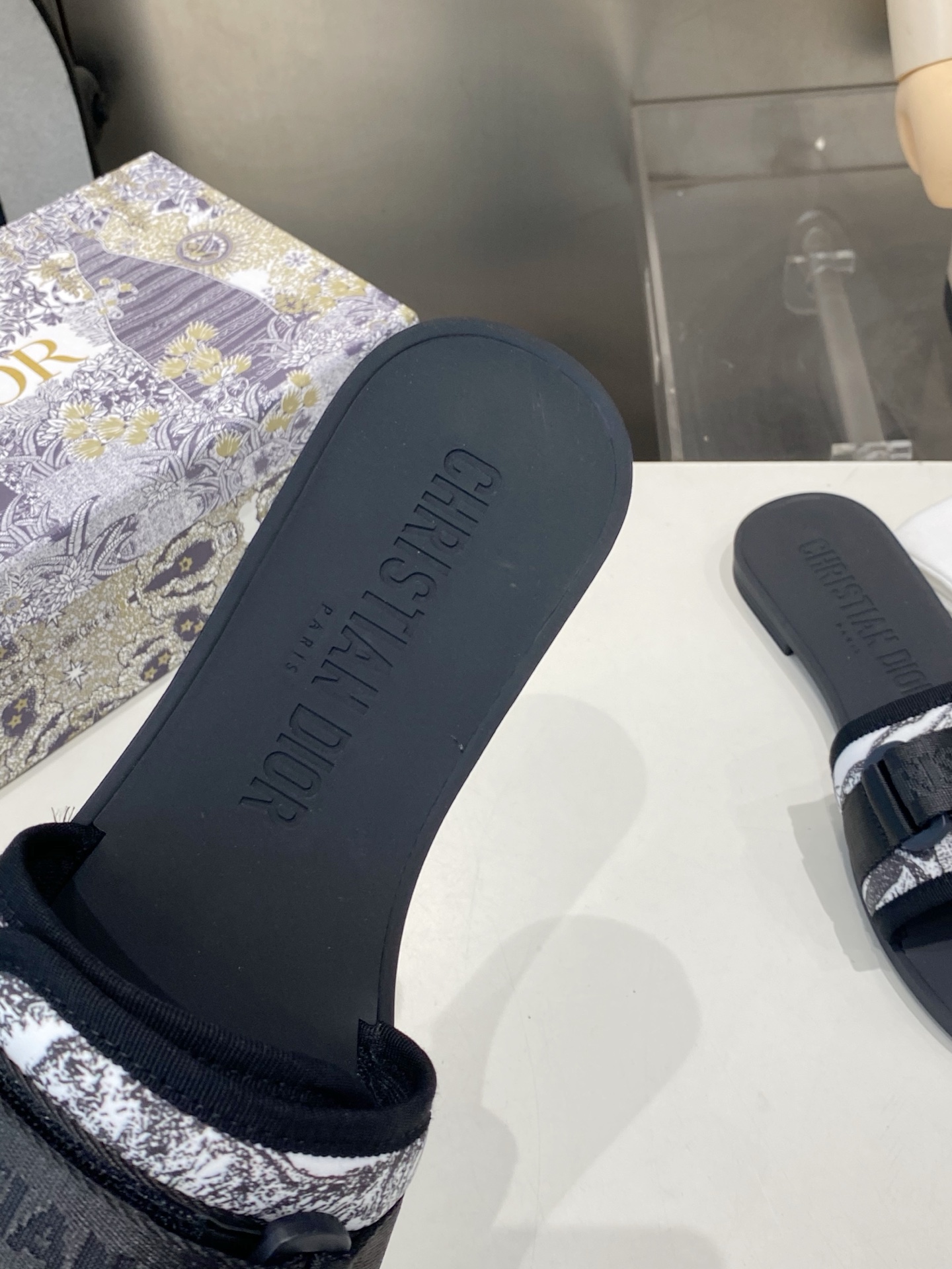 Dior Slides