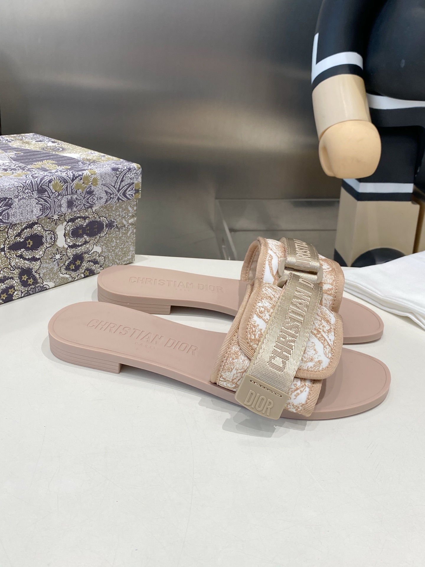 Dior Slides