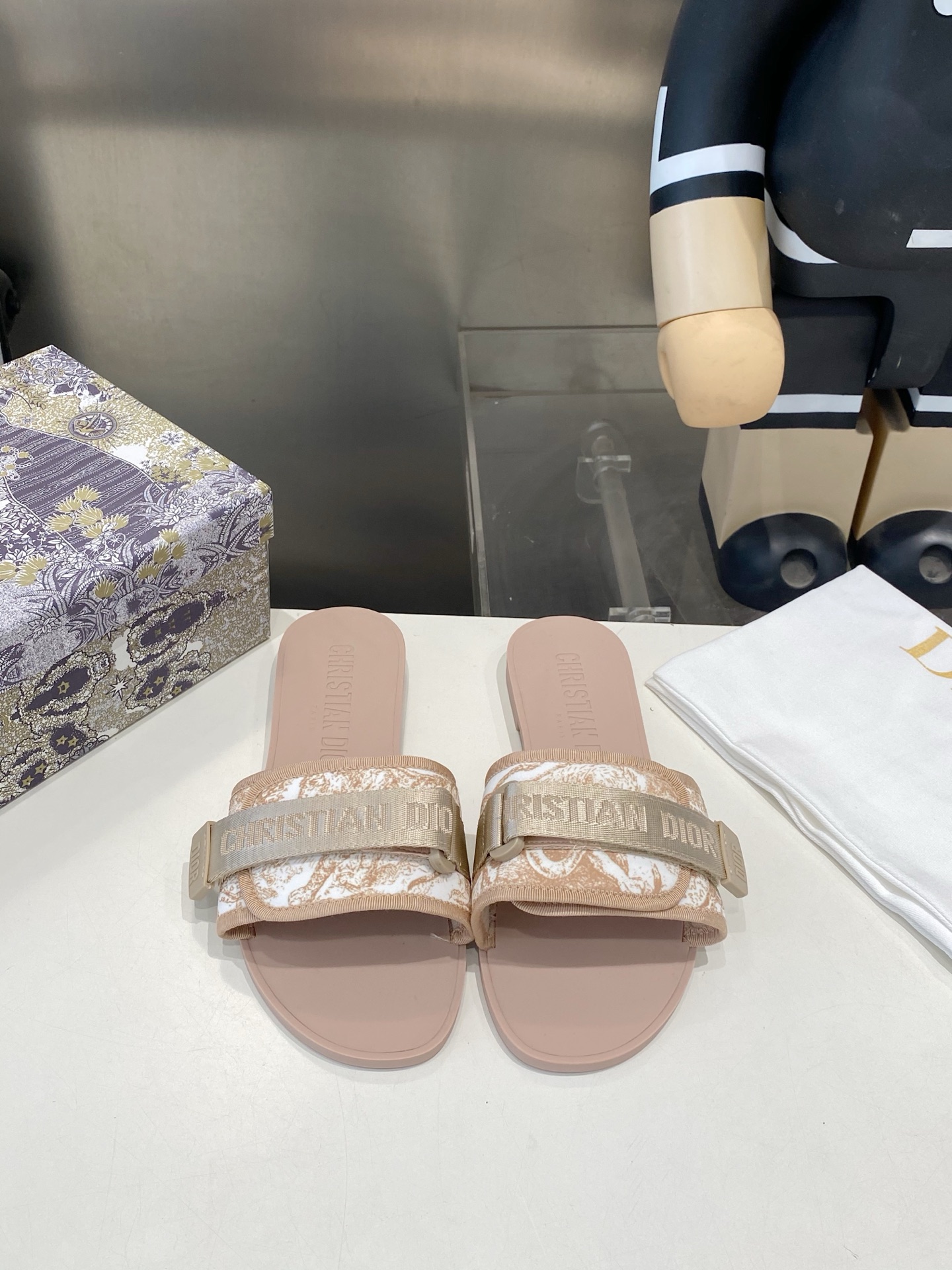 Dior Slides