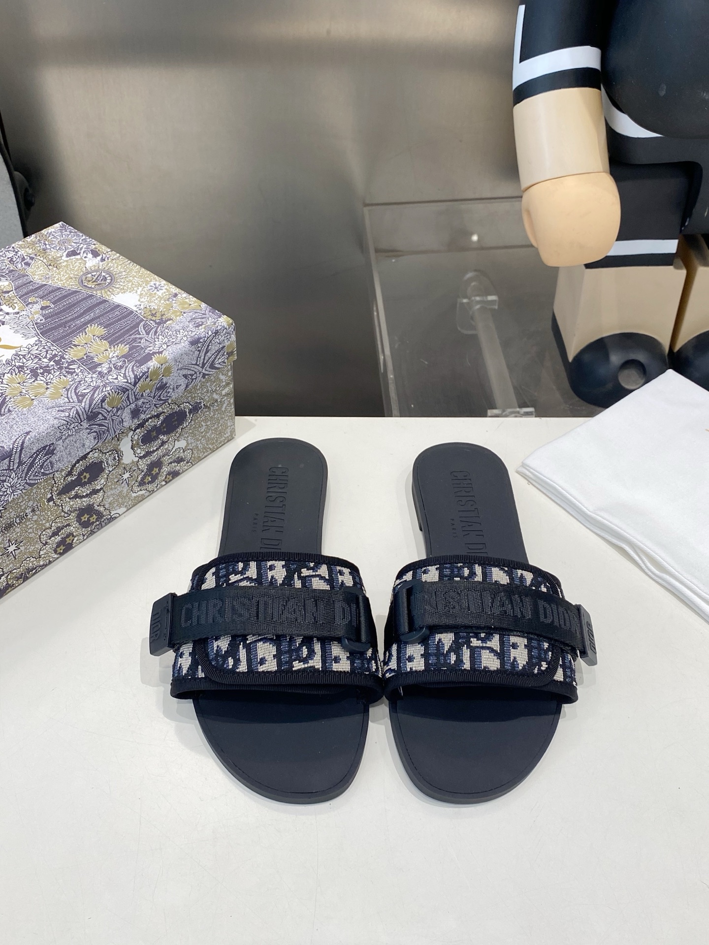 Dior Slides