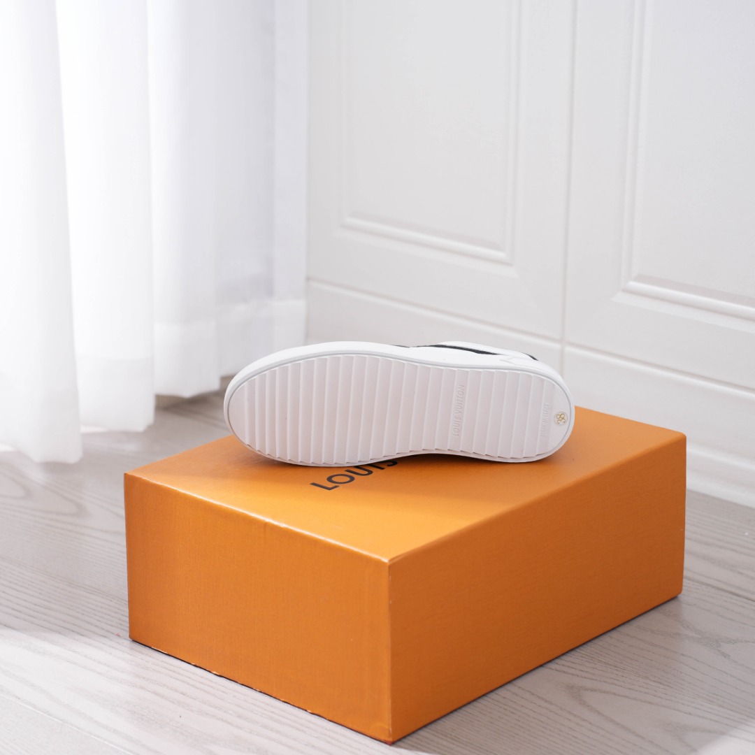 vuitt…n 22a new arrival~驴牌小白鞋time out 情侣鞋-Top High Quatity Cheap Sneakers Fashion Clothing Clothes Bags handbags Shoes of all Brand wholesale With The best Quality And Beautiful Price from China Factory Chinese suppliers wholesaler seller vuitt…n 22a new arrival~驴牌小白鞋time out 情侣鞋