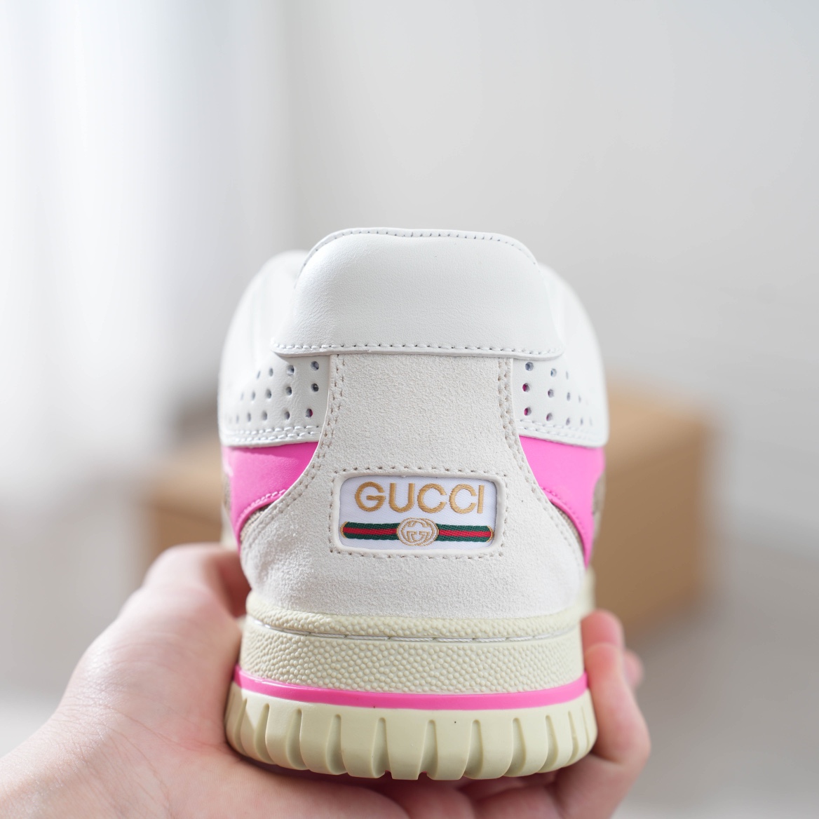 620 高低帮运动鞋采用篮球风格廓形设计-Chinese UA Cheap High Quatity Brand Clothes Bags handbags Sneakers wholesale wholesaler seller from China Factory suppliers Fashion Clothing Shoes best Quality Beautiful Price 620 高低帮运动鞋采用篮球风格廓形设计