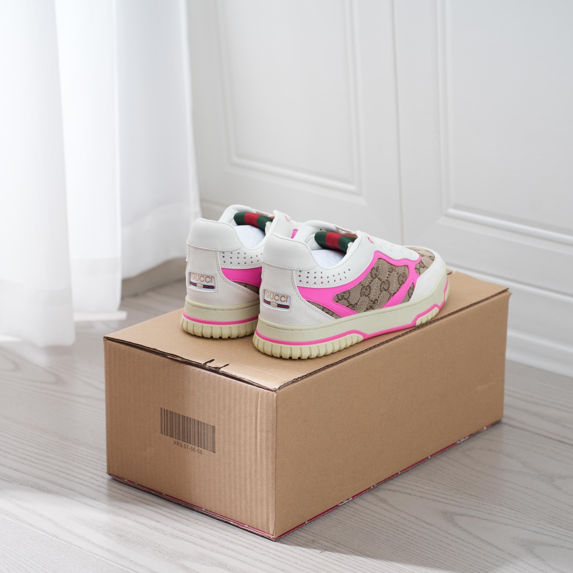 620 高低帮运动鞋采用篮球风格廓形设计-Chinese UA Cheap High Quatity Brand Clothes Bags handbags Sneakers wholesale wholesaler seller from China Factory suppliers Fashion Clothing Shoes best Quality Beautiful Price 620 高低帮运动鞋采用篮球风格廓形设计