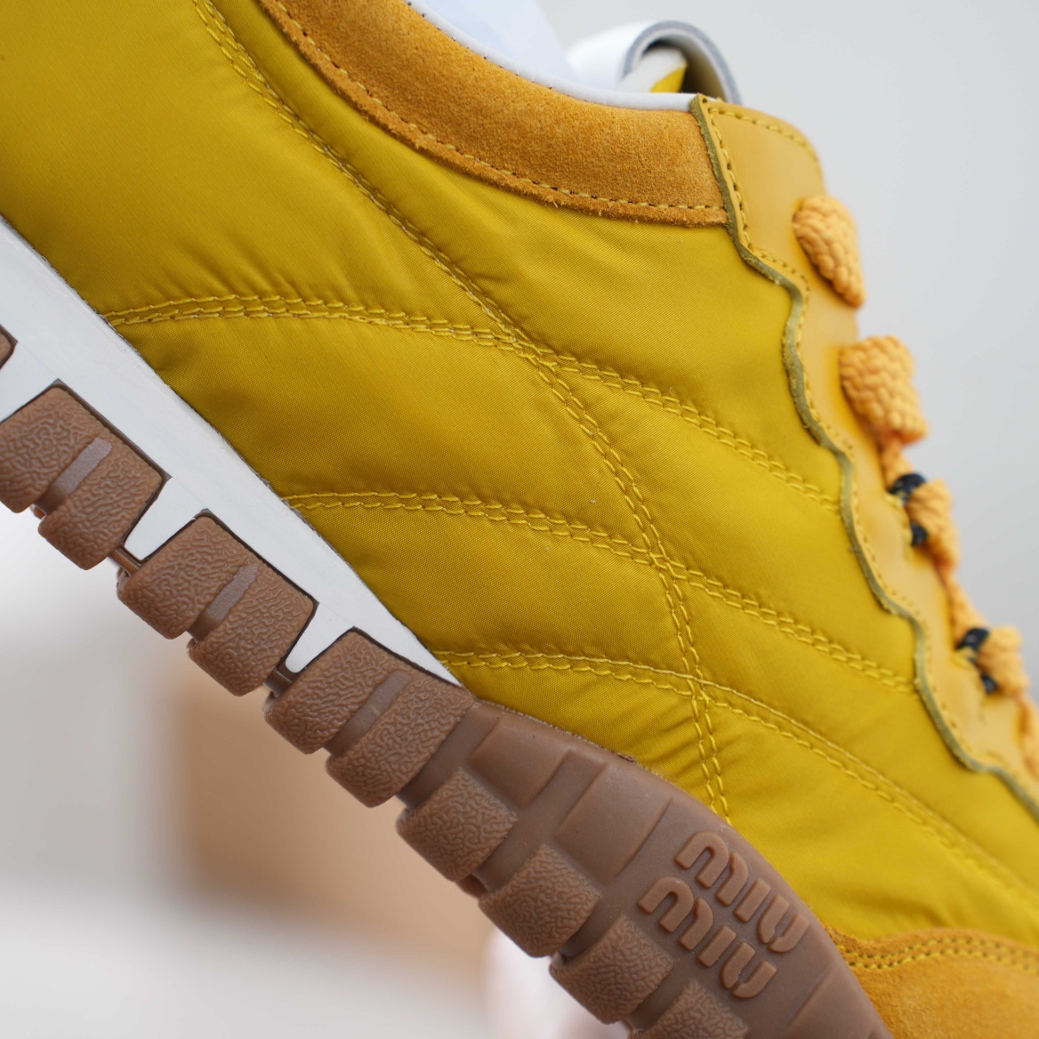 MiuMiu缪缪2025春夏新款德训鞋火火来袭上脚舒适度拉满