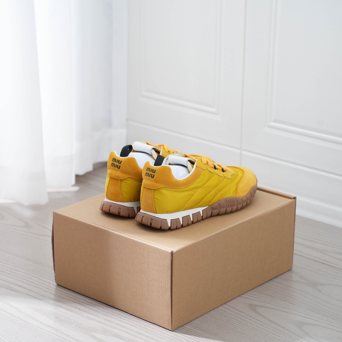 MiuMiu缪缪2025春夏新款德训鞋火火来袭上脚舒适度拉满