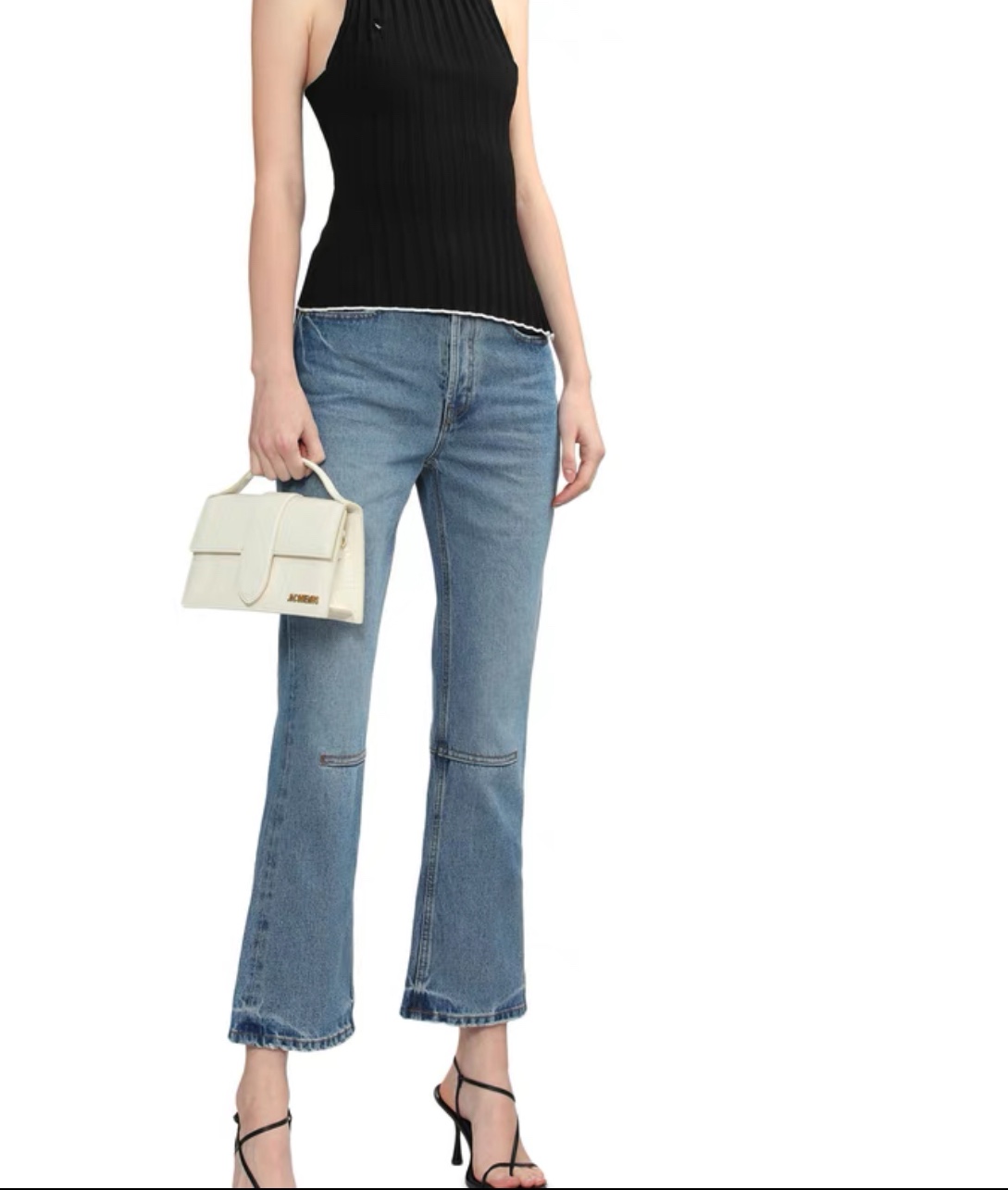 Jacquemus Product _dsBqfb6H3QOCzrqGqgPpAHy6zx2vKsm_3NPKdog