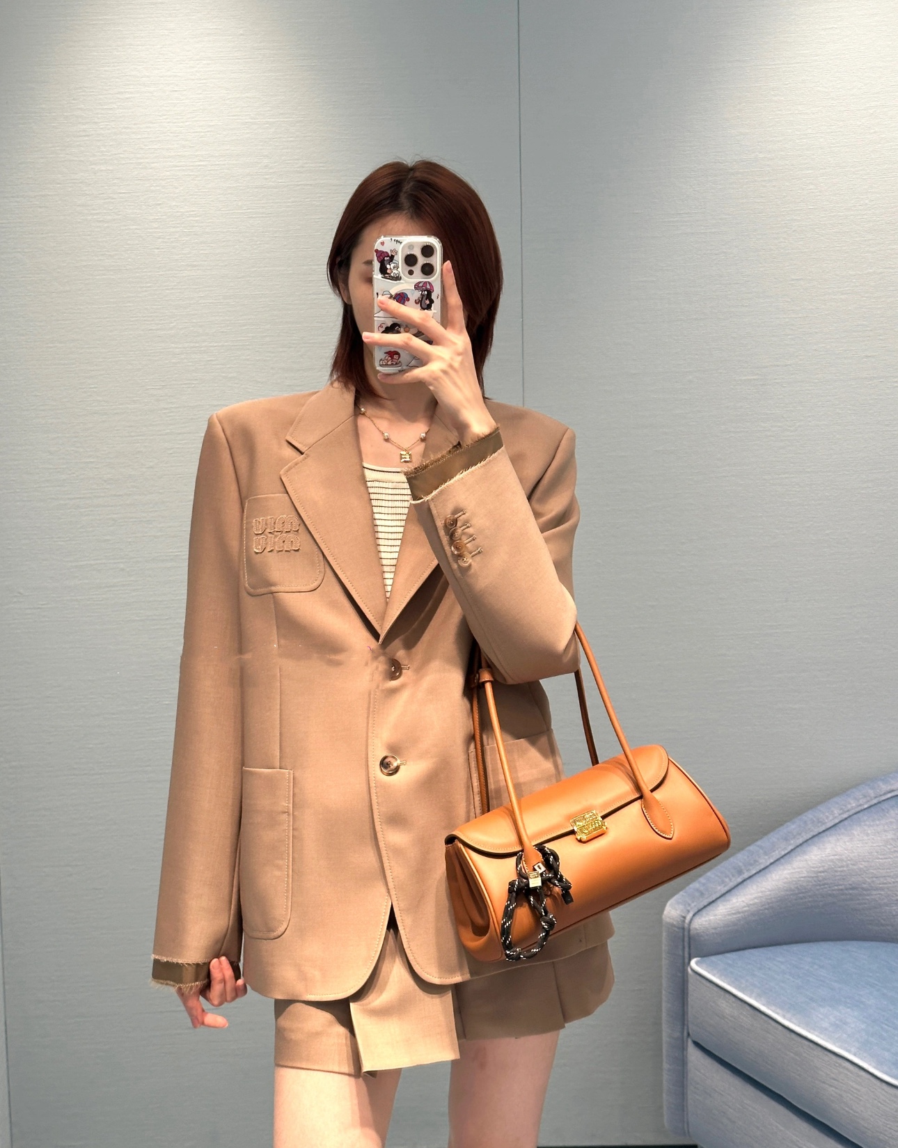 Miu Miu Product _dvJqfcmSq5-bqMIzPYdevC1OpwT8oOgUb8LmQzA