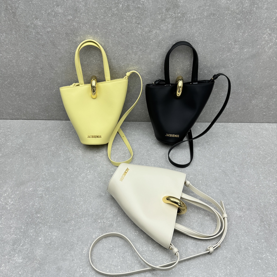 Jacquemus Product _duZqfvRIk0gyvmkbJ-qHdVKHxT1MA-XhS5MP-7g
