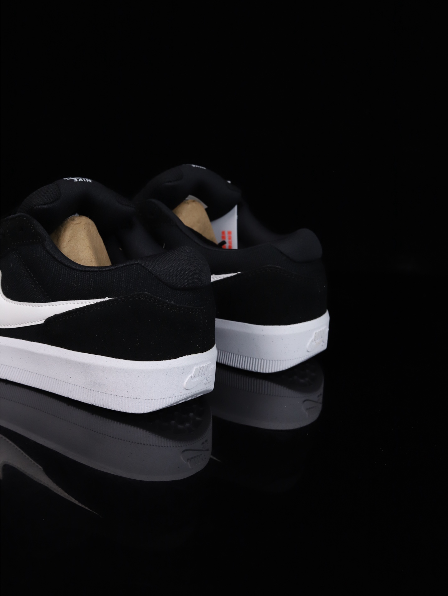 •终端放货💰140(本地自减)
•C版·极致性价比 耐克Nike SB Force 58低帮休闲板鞋 是一款将前沿创新带入街头的单品 它具有硫化杯底 具有出色的耐用性和灵活性 使用帆布和绒面革 在饰面上放置通风口
货号:CZ2959-001
尺码:36 36.5 37.5 38 38.5 39 40 40.5 41 42 42.5 43 44 45