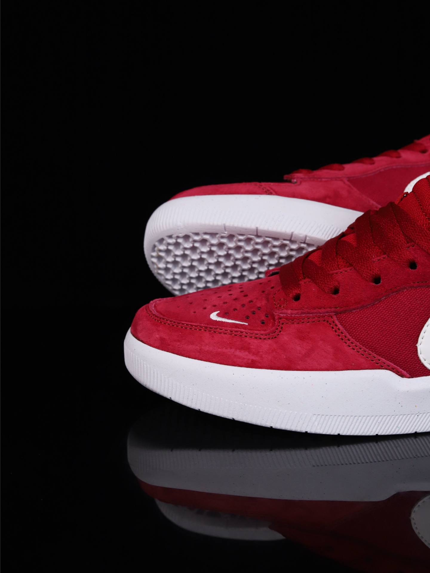 •终端放货💰140(本地自减)
•C版·极致性价比 耐克Nike SB Force 58低帮休闲板鞋 是一款将前沿创新带入街头的单品 它具有硫化杯底 具有出色的耐用性和灵活性 使用帆布和绒面革 在饰面上放置通风口
货号:CZ2959-009
尺码:36 36.5 37.5 38 38.5 39 40 40.5 41 42 42.5 43 44 45