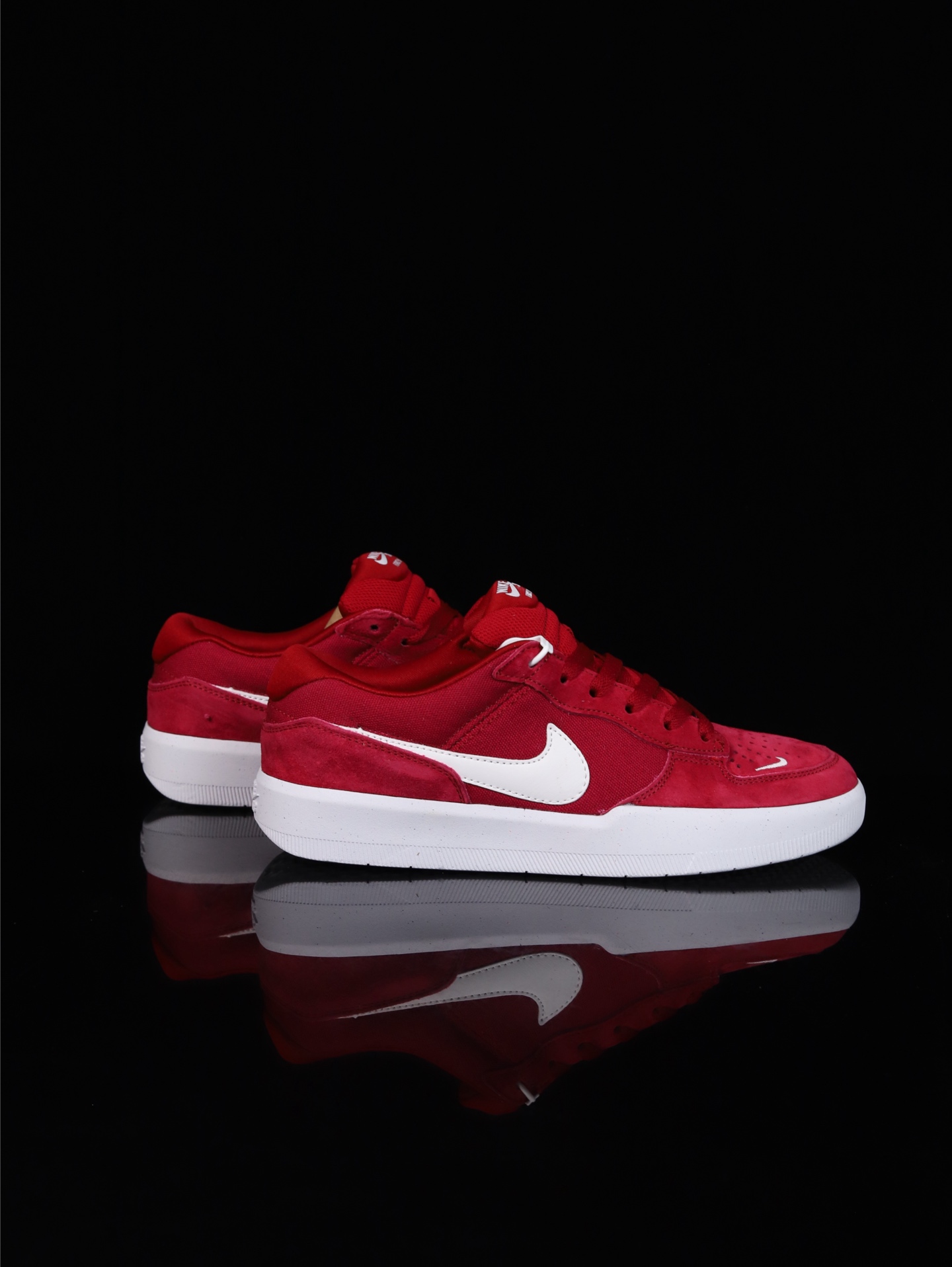 •终端放货💰140(本地自减)
•C版·极致性价比 耐克Nike SB Force 58低帮休闲板鞋 是一款将前沿创新带入街头的单品 它具有硫化杯底 具有出色的耐用性和灵活性 使用帆布和绒面革 在饰面上放置通风口
货号:CZ2959-009
尺码:36 36.5 37.5 38 38.5 39 40 40.5 41 42 42.5 43 44 45