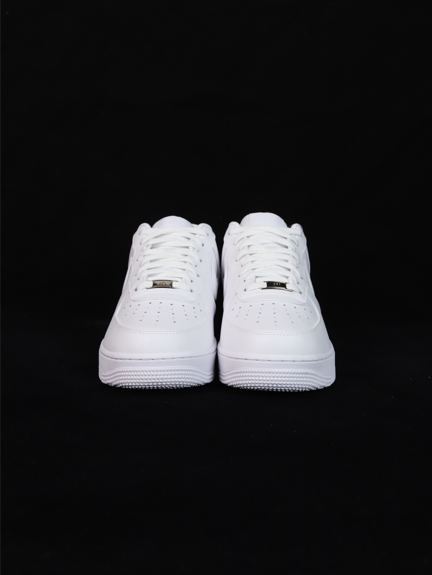 💰130
•新G5版本/纯原级/空军天花板/海内外标杆
2025款 Nike Air Force 1 空军低帮
鞋面采用澳洲进口牛皮 独家私模 最新25版大底模具 大底正确纹路咬花 正确25版倒置五星 原厂级电绣 鞋面电脑针车 皮料冲剪 采用最新进口玻璃刀
货号:CZ8065-100
尺码:35.5 36 36.5 37.5 38 38.5 39 40 40.5 41 42 42.5 43 44 44.5 45 45.5 46 47.5