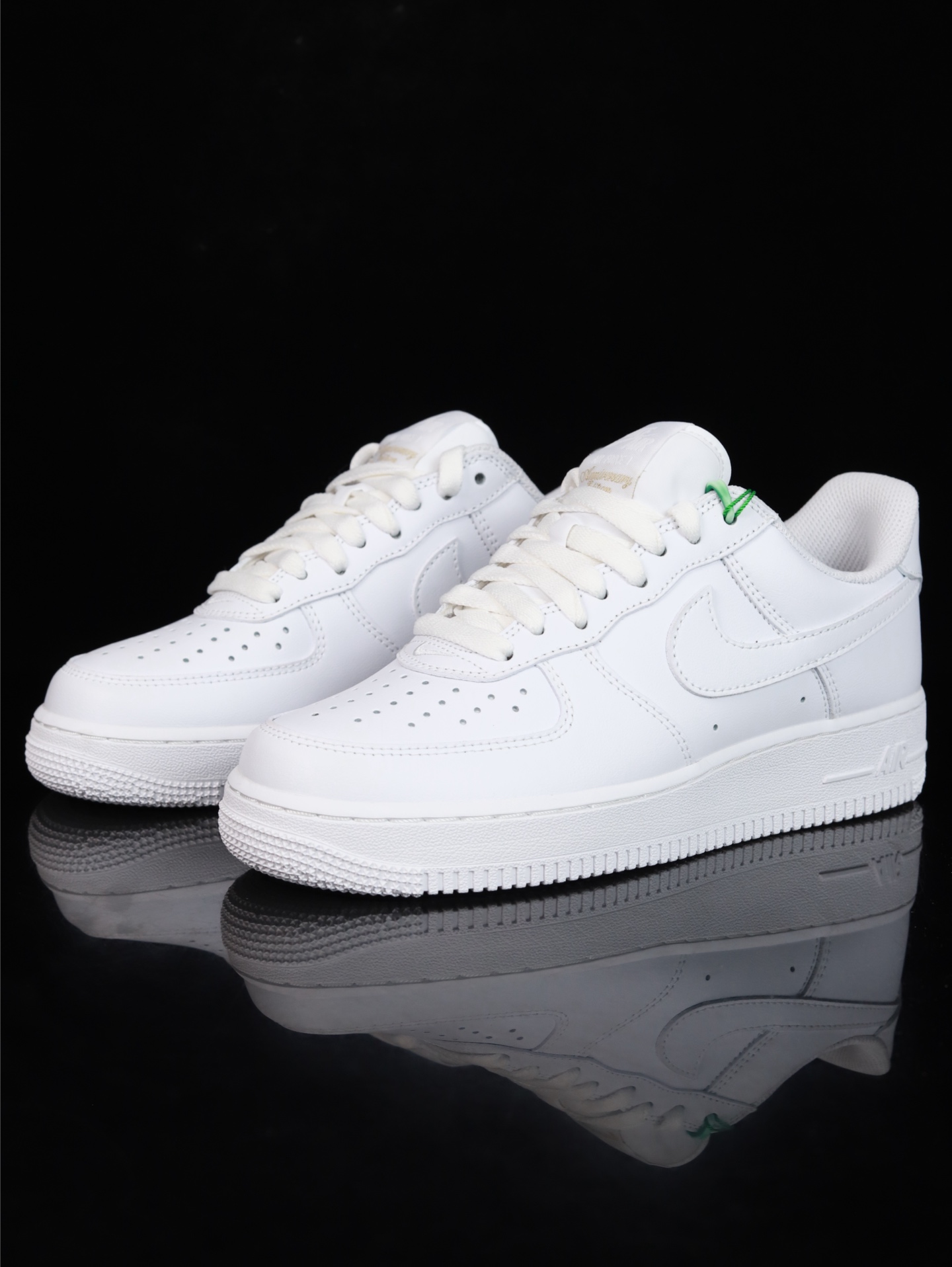 特价福利Nike Air Force 1 Low 原厂冲刀皮料切割干净 无任何毛边 清洁度细节完美 做工