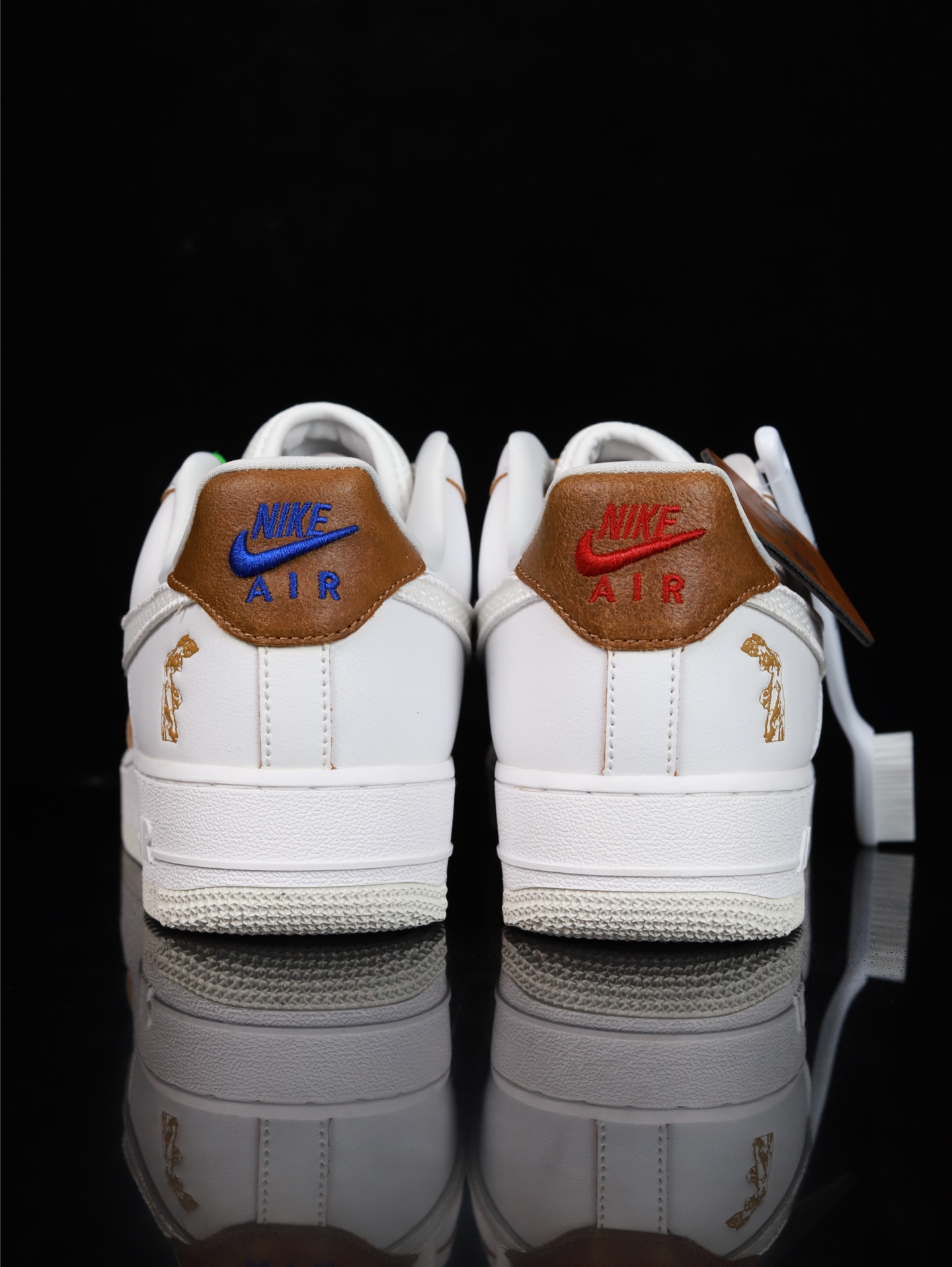 特价Nike Air Force 1 Low 原厂冲刀皮料切割干净 无任何毛边 清洁度细节完美 做工细节