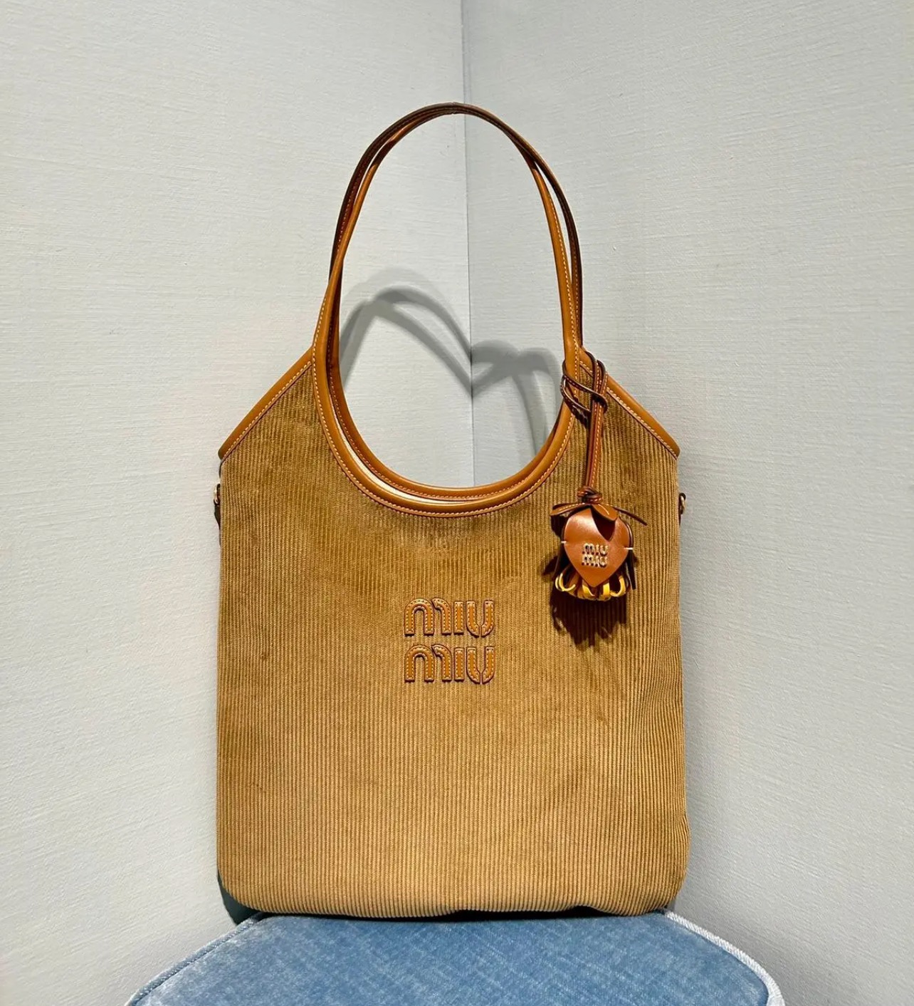 miumiu限量发售 4
