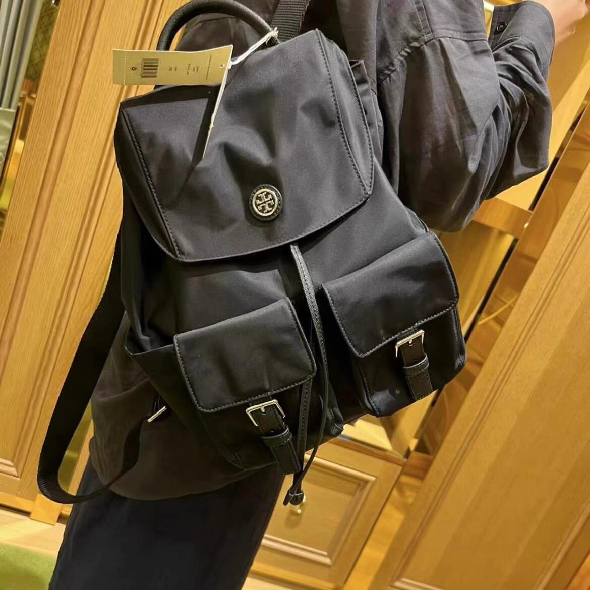 prad爆火双肩包的平替款 4