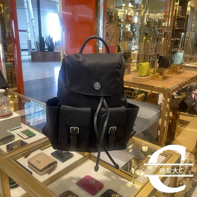 prad爆火双肩包的平替款 3