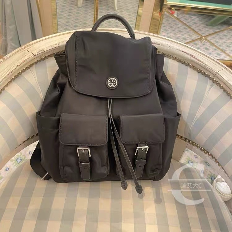 prad爆火双肩包的平替款 2