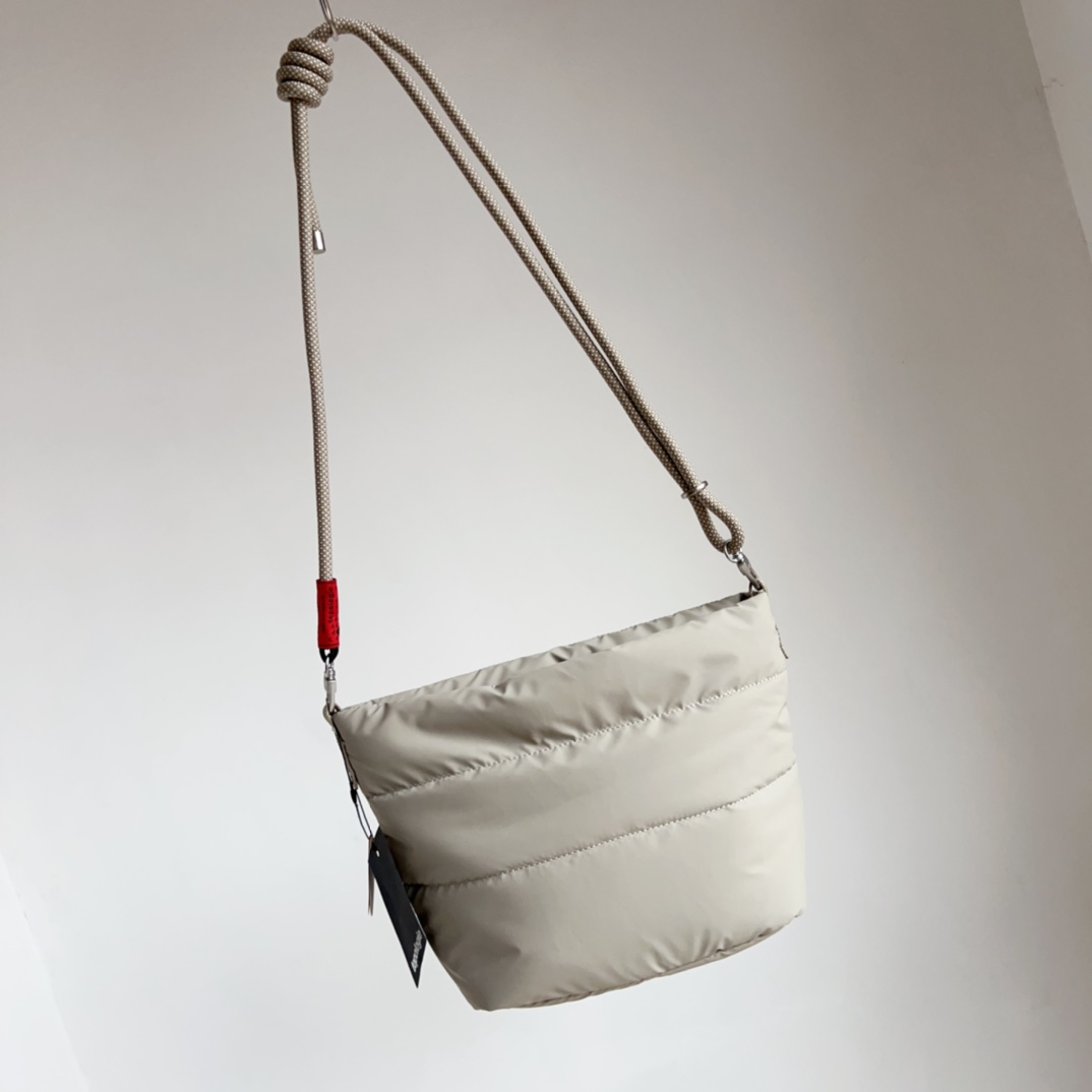 马吉拉 Maison Margiela 高定典藏经典高奢皮具手袋托特包斜挎包女包 #AA956666 4