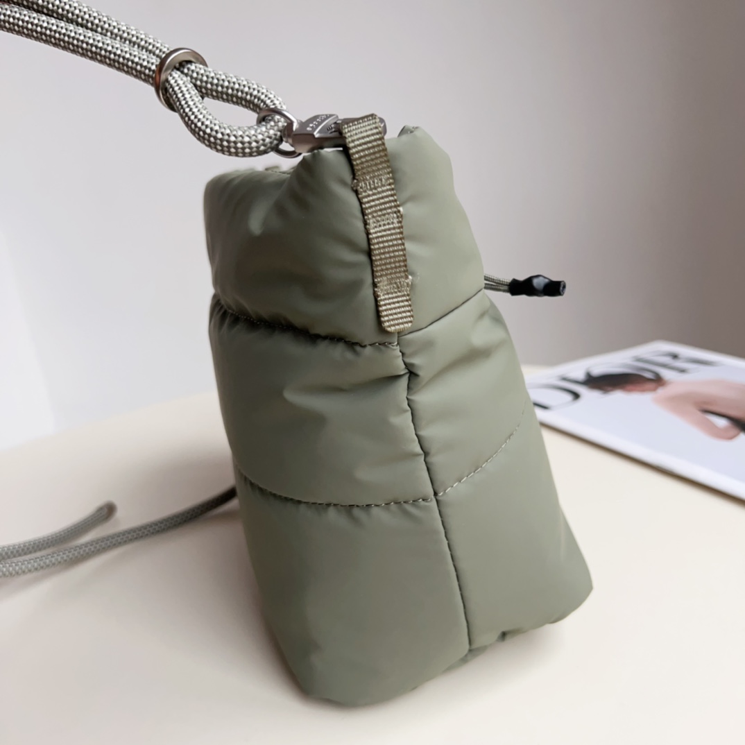 moss greenMeet various travel needs. Inspired by climbing equipment, it  - Comprehensive 6