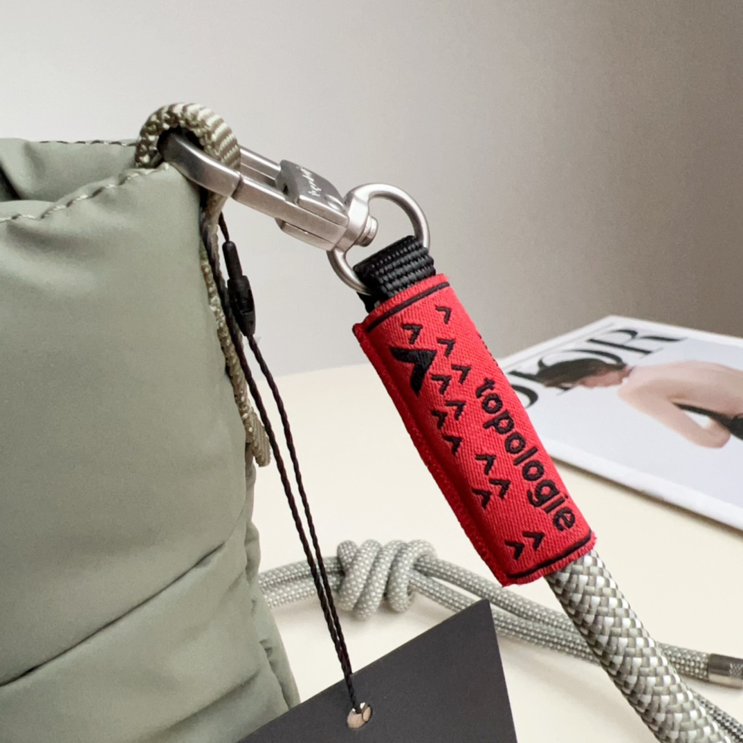 moss greenMeet various travel needs. Inspired by climbing equipment, it  - Comprehensive 7
