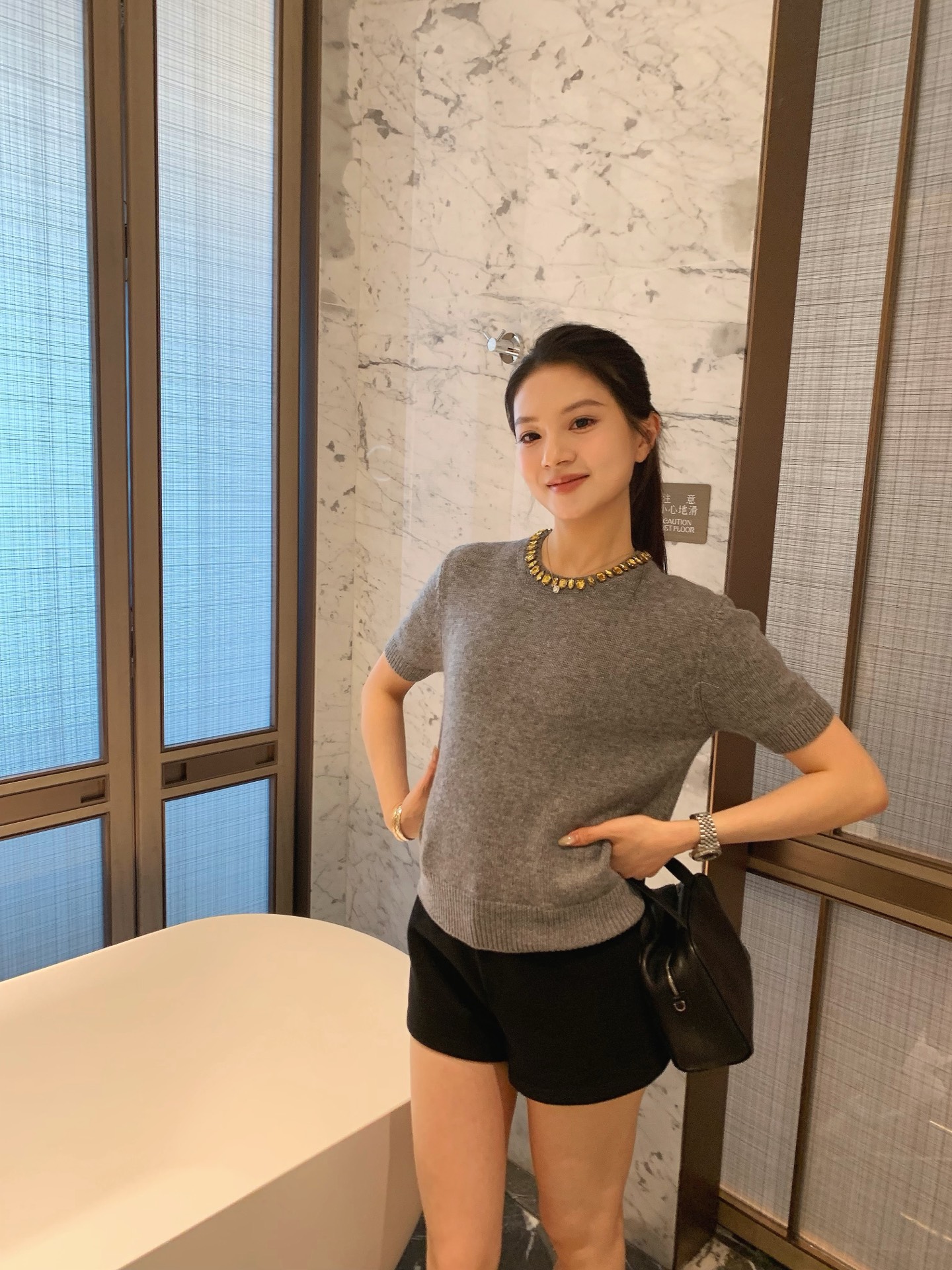 NO:799732,Upper body pictures of models at stalls,19860909档口模特上身图,,,Women's clothing