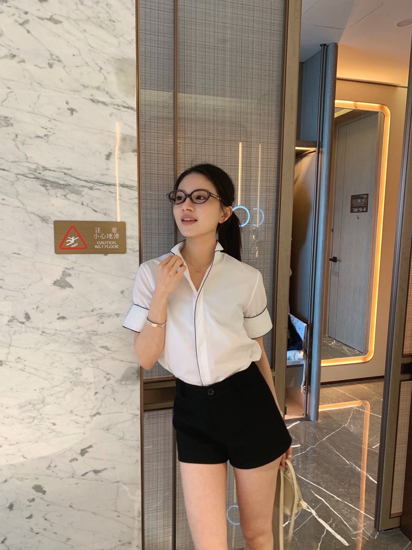 NO:806198,Upper body pictures of models at stalls,19860909档口模特上身图,,,Women's clothing