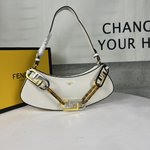 Fendi Crossbody & Shoulder Bags AAA Class Replica
 Gold Cowhide Chains