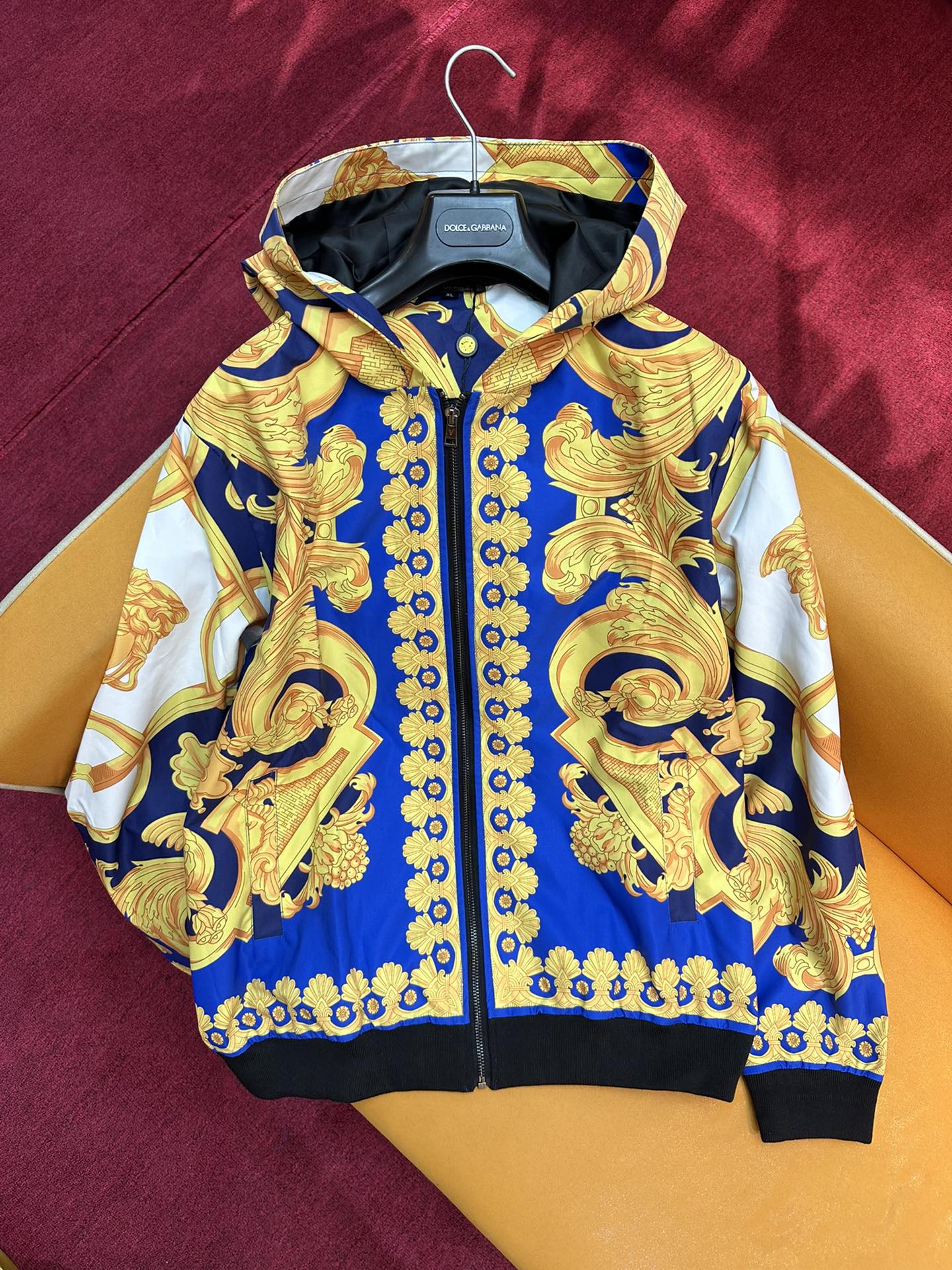 VERSACE/范思哲 2024 nueva chaqueta con capucha de otoño/invierno, desarrollo original con accesorios de hardware personali…