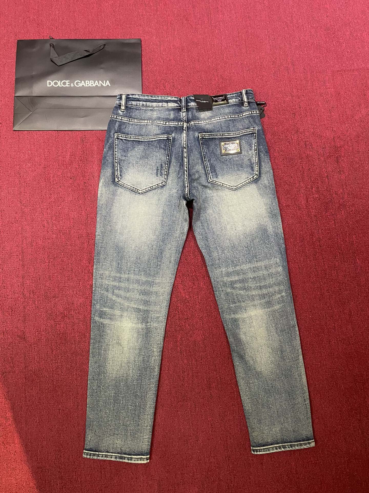 DOLCE & GABBANA 2024 New Jeans Perfect Blue Wash Slim Straight Leg Denim 10 i1728717395 3718 0