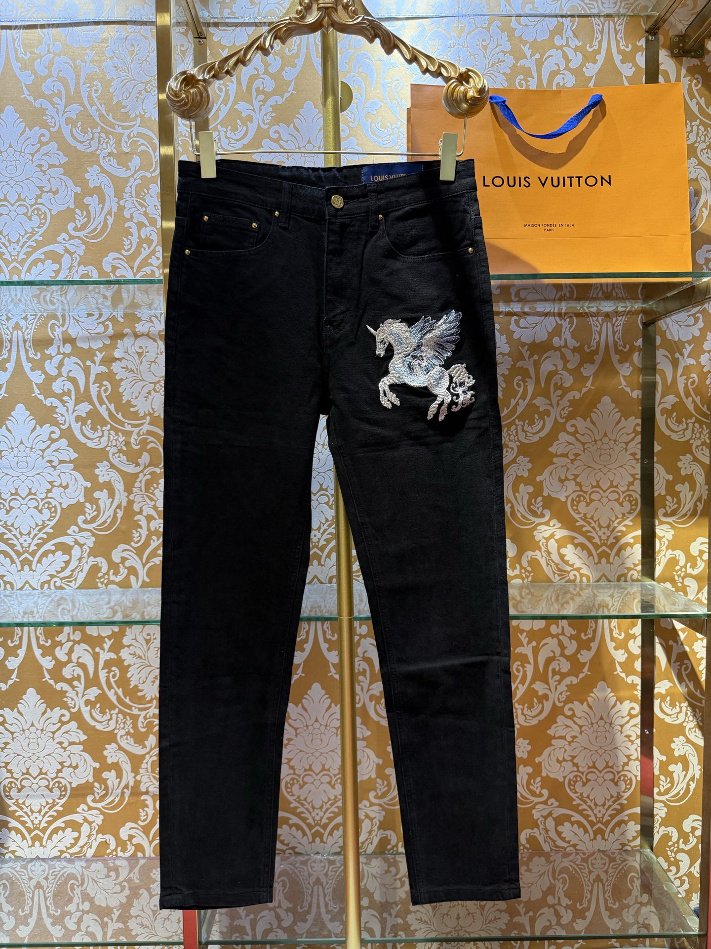 Louis Vuitton p400 限定版 牛仔パンツ