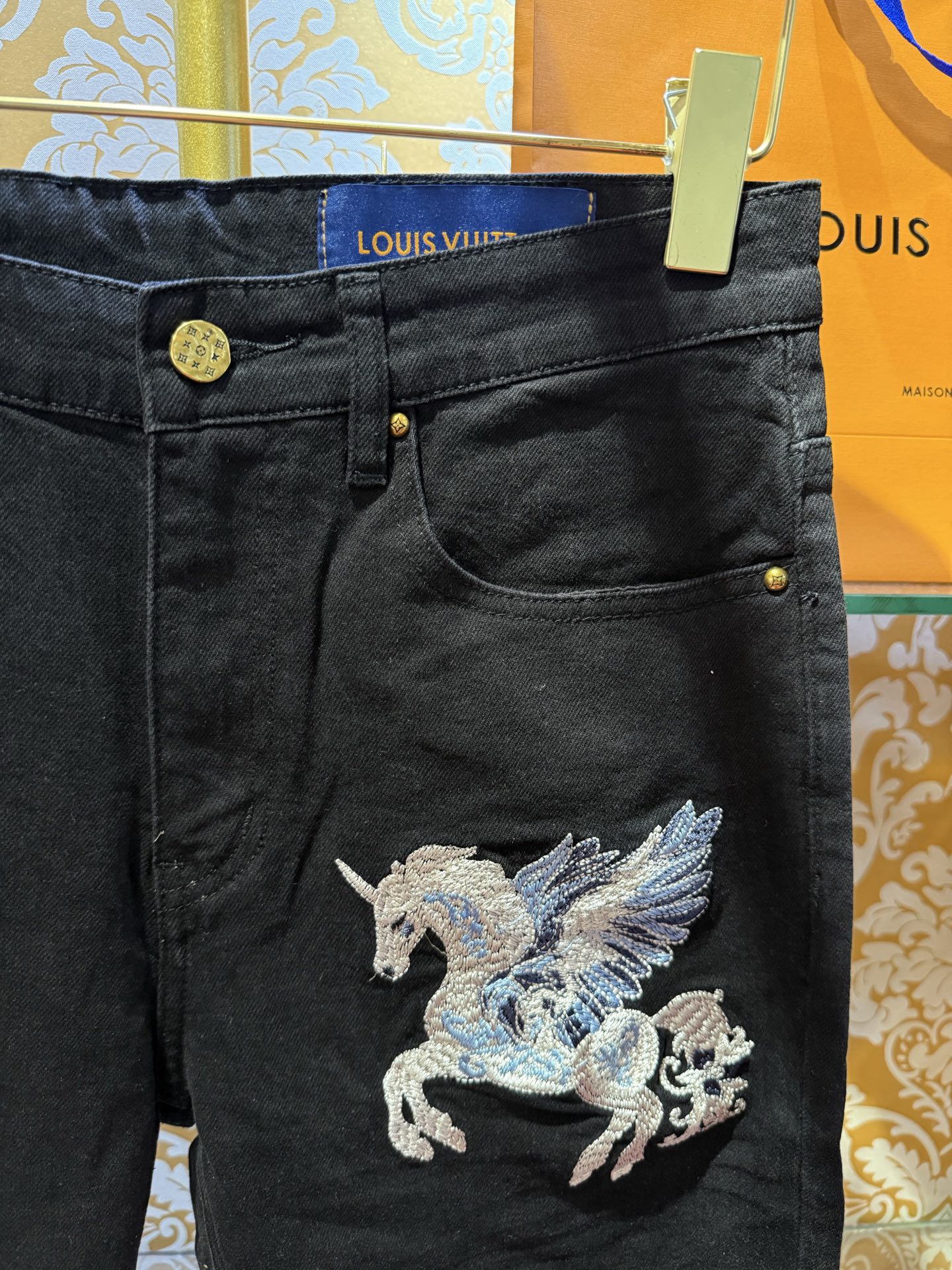 Louis Vuitton p400 限定版 牛仔パンツ