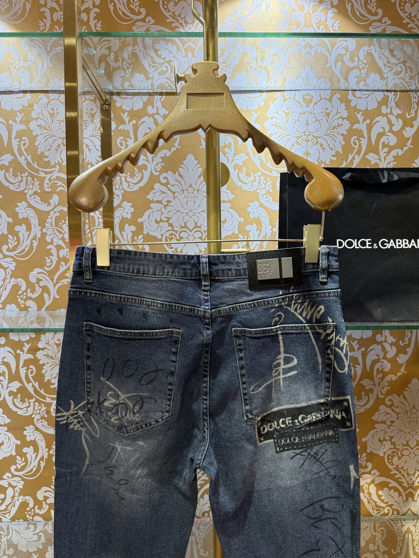 DOLCE & GABBANA p400 デニムパンツ 修身小直筒型