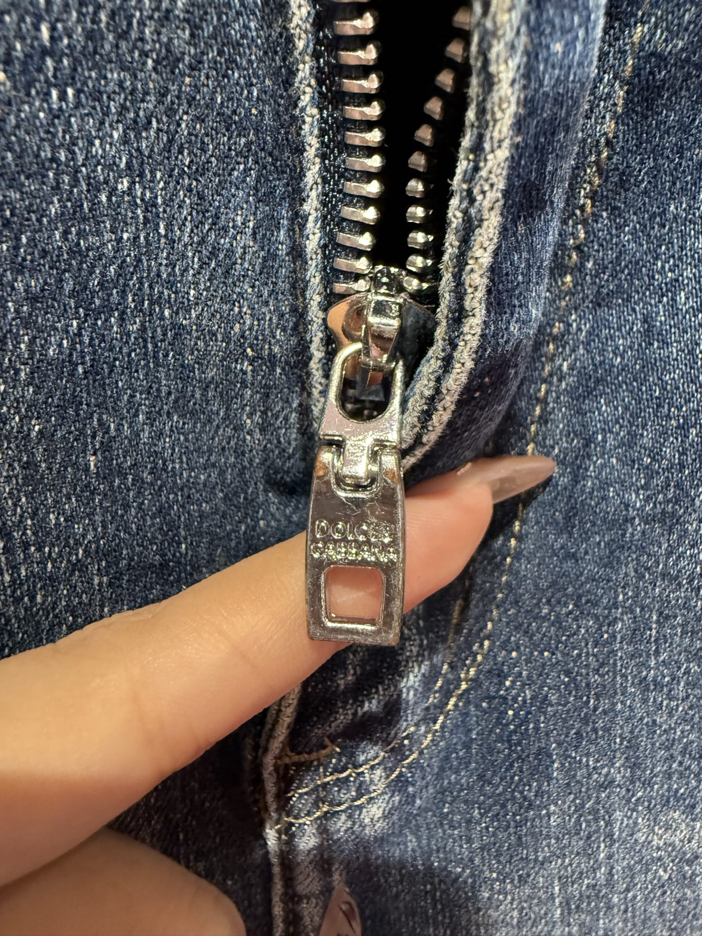 DOLCE & GABBANA p400 修身小直筒牛仔裤