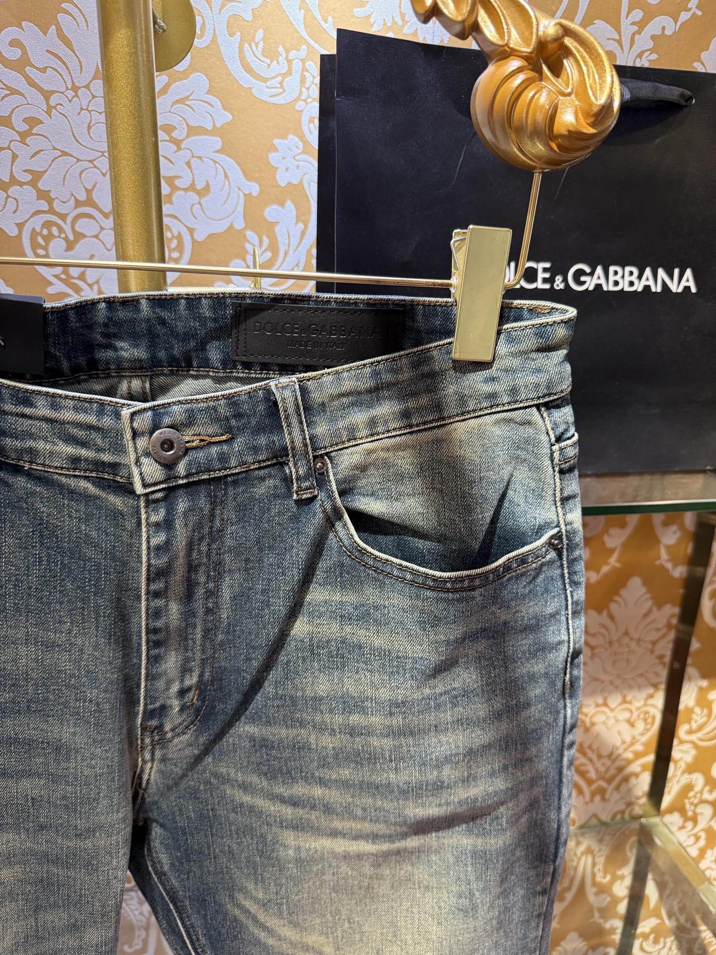 DOLCE & GABBANA p400 デニムパンツ - 修身小直筒デザイン