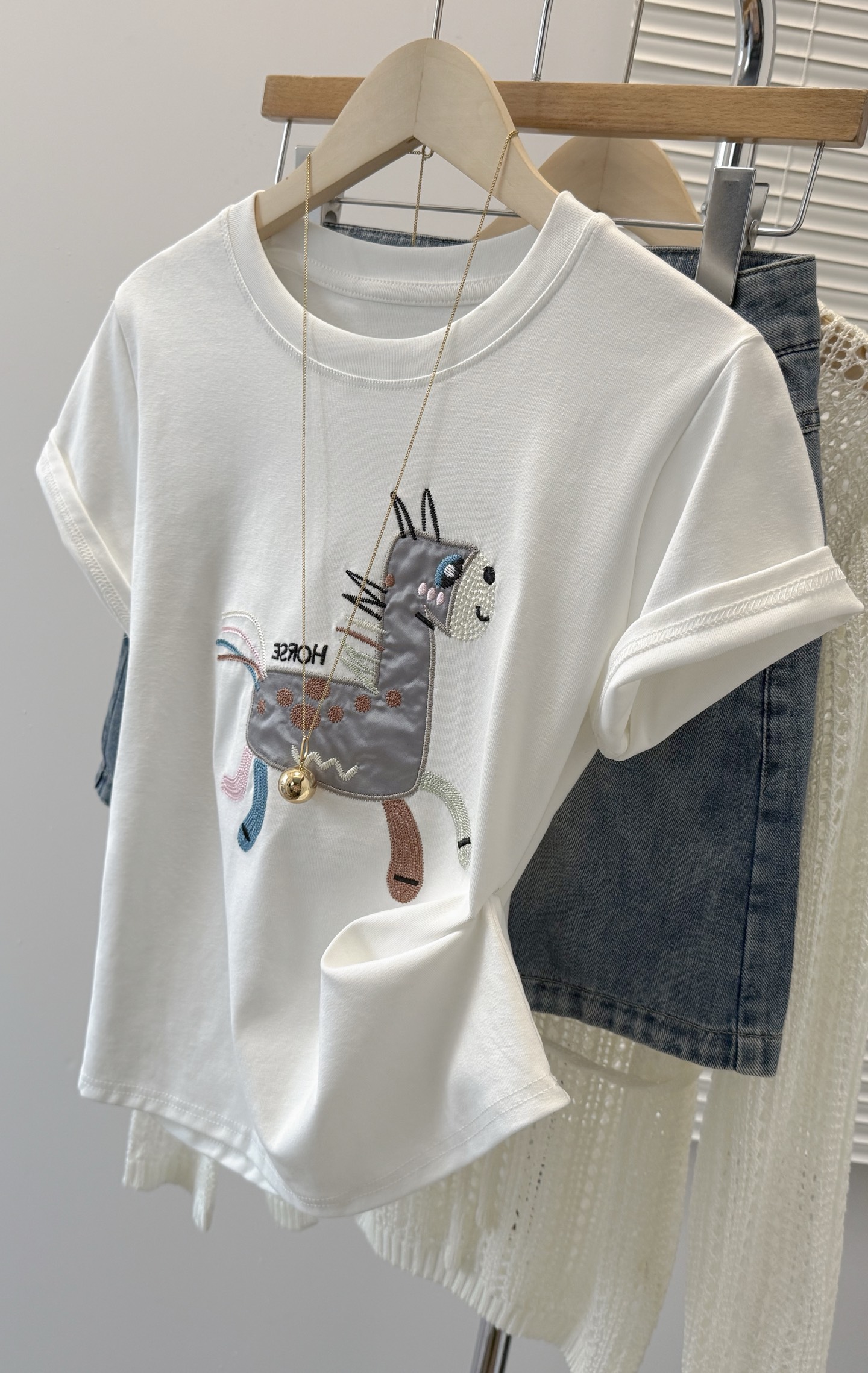 High-Quality Female Summer Fashion: Embroidered T-Shirt, Suits, Cotton, Detergent, Ammonia – Small Code Data for Bras, Coats, Skirts - 图片 8