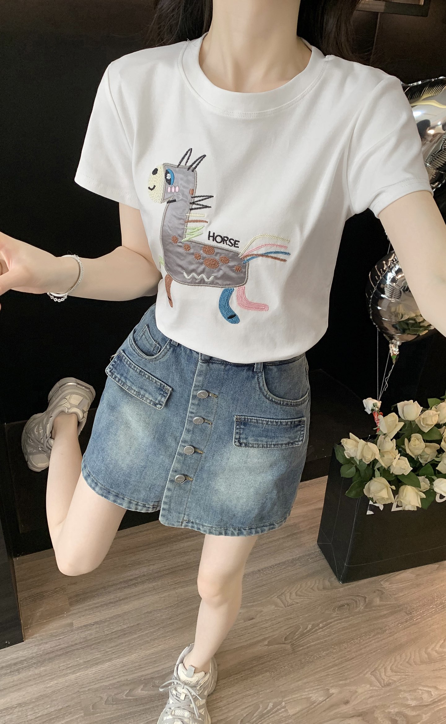 High-Quality Female Summer Fashion: Embroidered T-Shirt, Suits, Cotton, Detergent, Ammonia – Small Code Data for Bras, Coats, Skirts - 图片 6