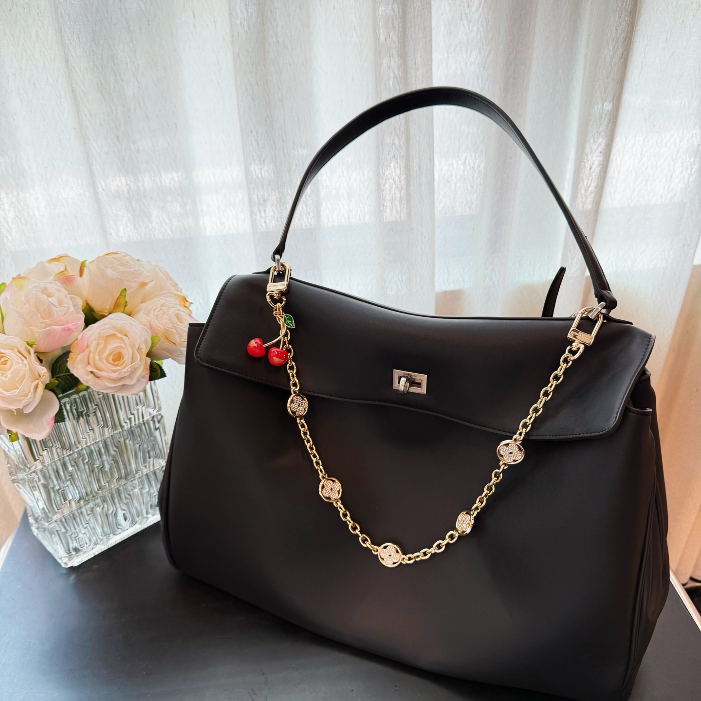 新品❗️LV X TM 樱桃🍒包挂包链
☀原单货

☀Louis Vuitton 路易威登 樱桃🍒钥匙扣