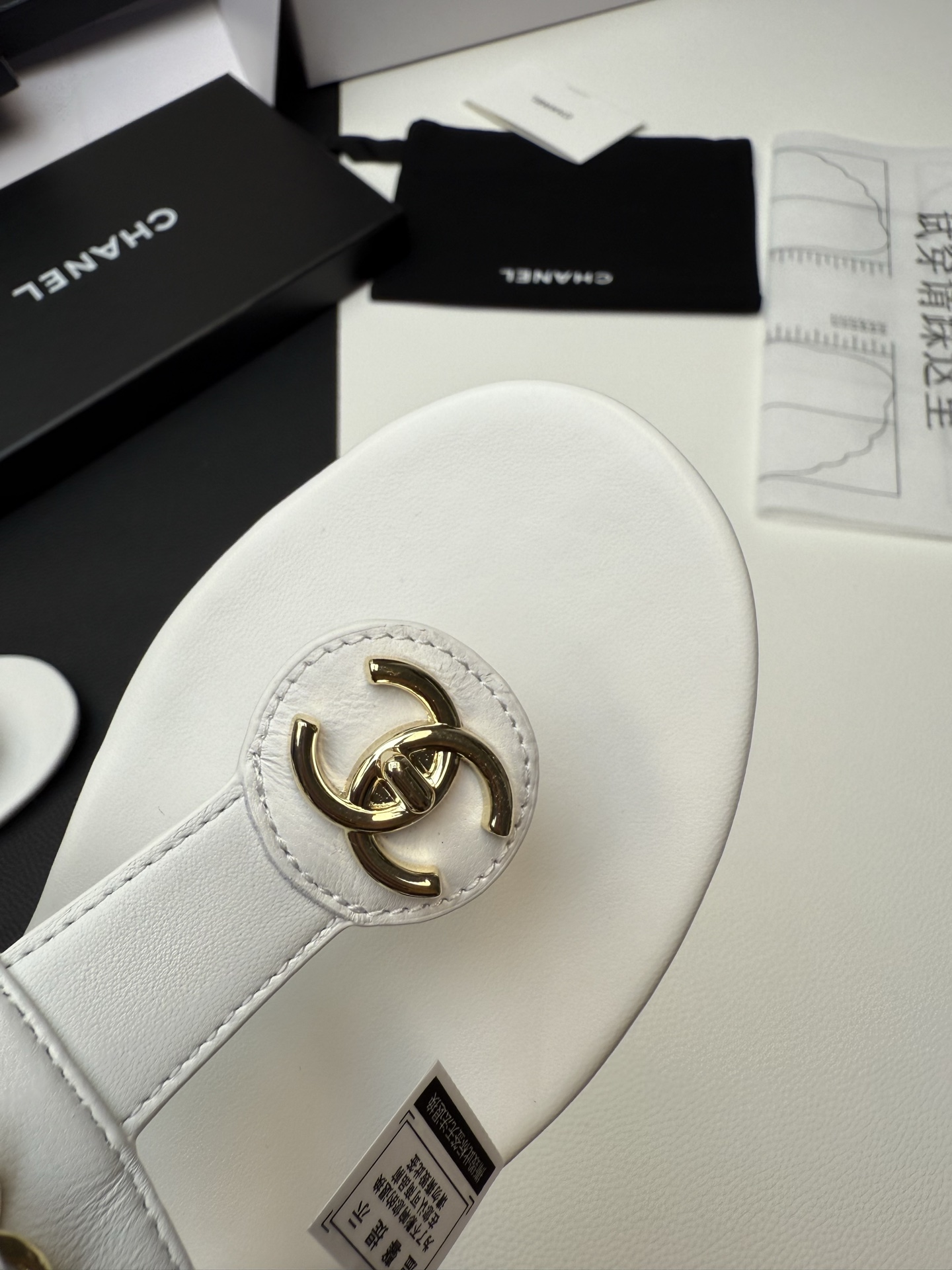 NO:390177,Details, split-toe shoes19860909细节,分趾鞋,Women's Shoes